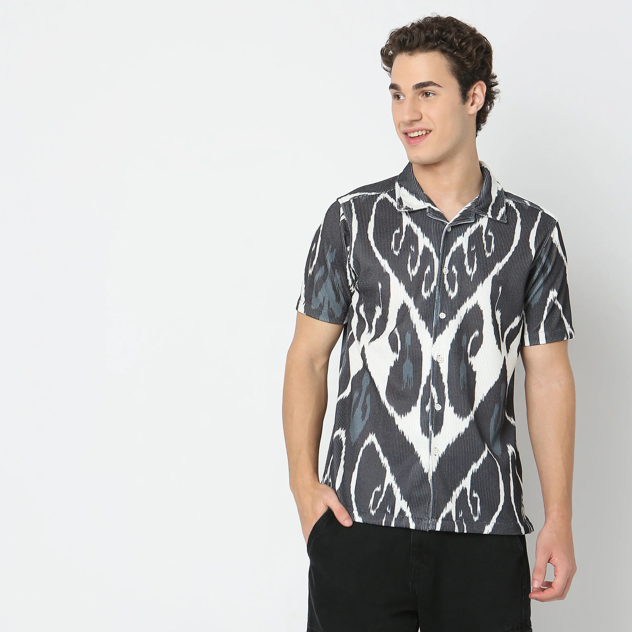 Regular Fit Printed Shirt - Image 2