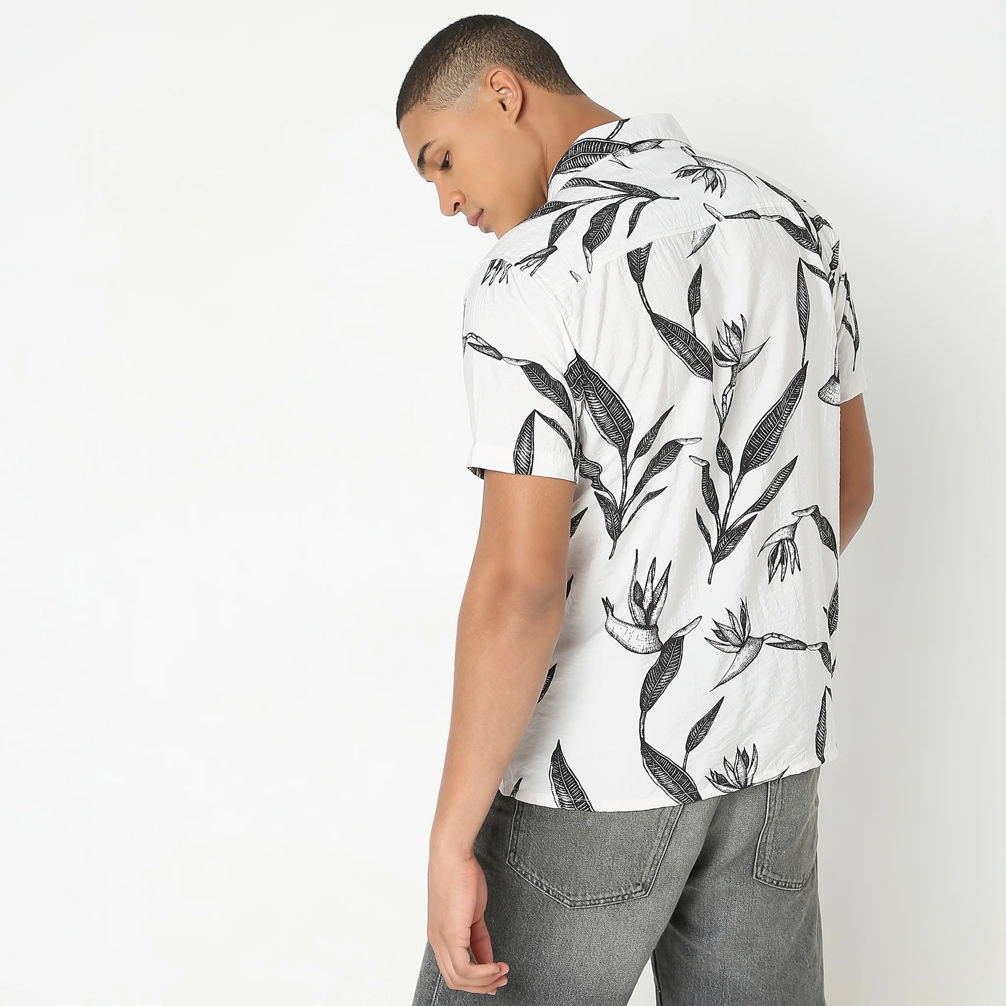 Regular Fit Printed Shirt - Image 13