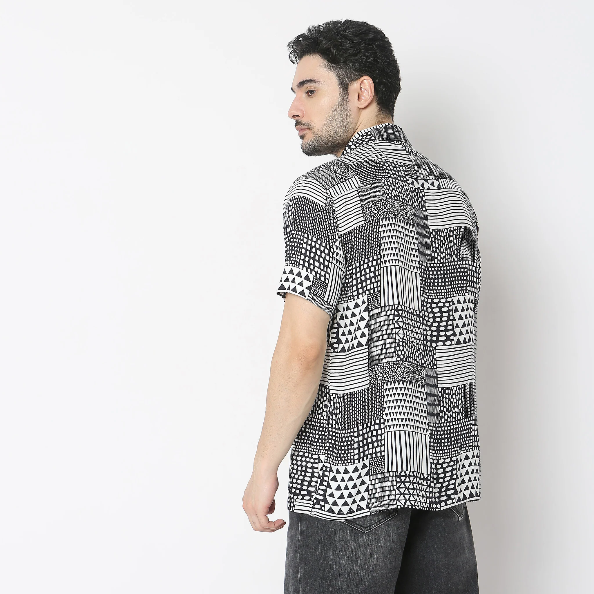 Retreat ®️ Shirt Premium 40s Fine Rayon Regular Fit Printed Shirt - Image 13