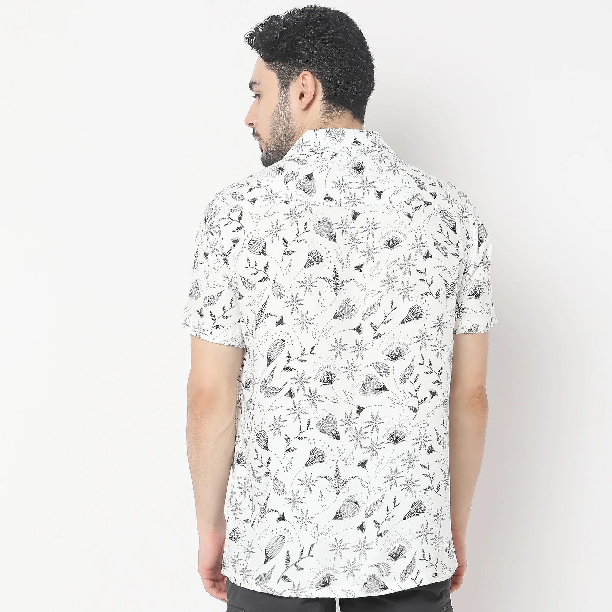 Retreat ®️ Shirt Premium 40s Fine Rayon Regular Fit Printed Shirt - Image 3