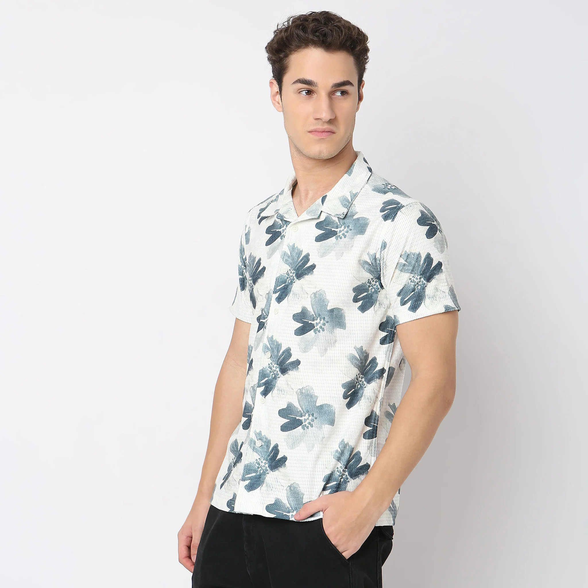 Regular Fit Printed Shirt - Image 5