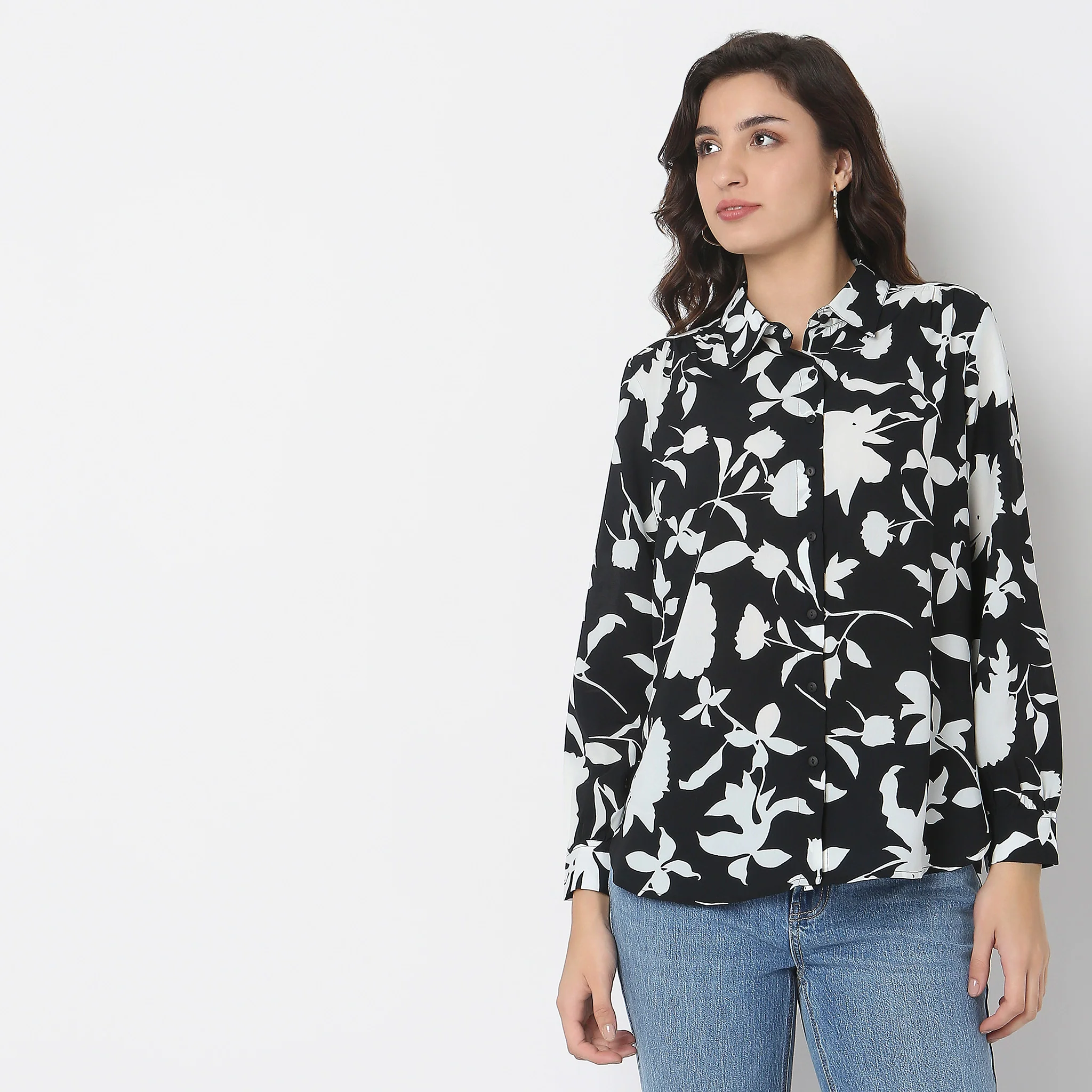 Regular Fit Printed Shirt - Image 2