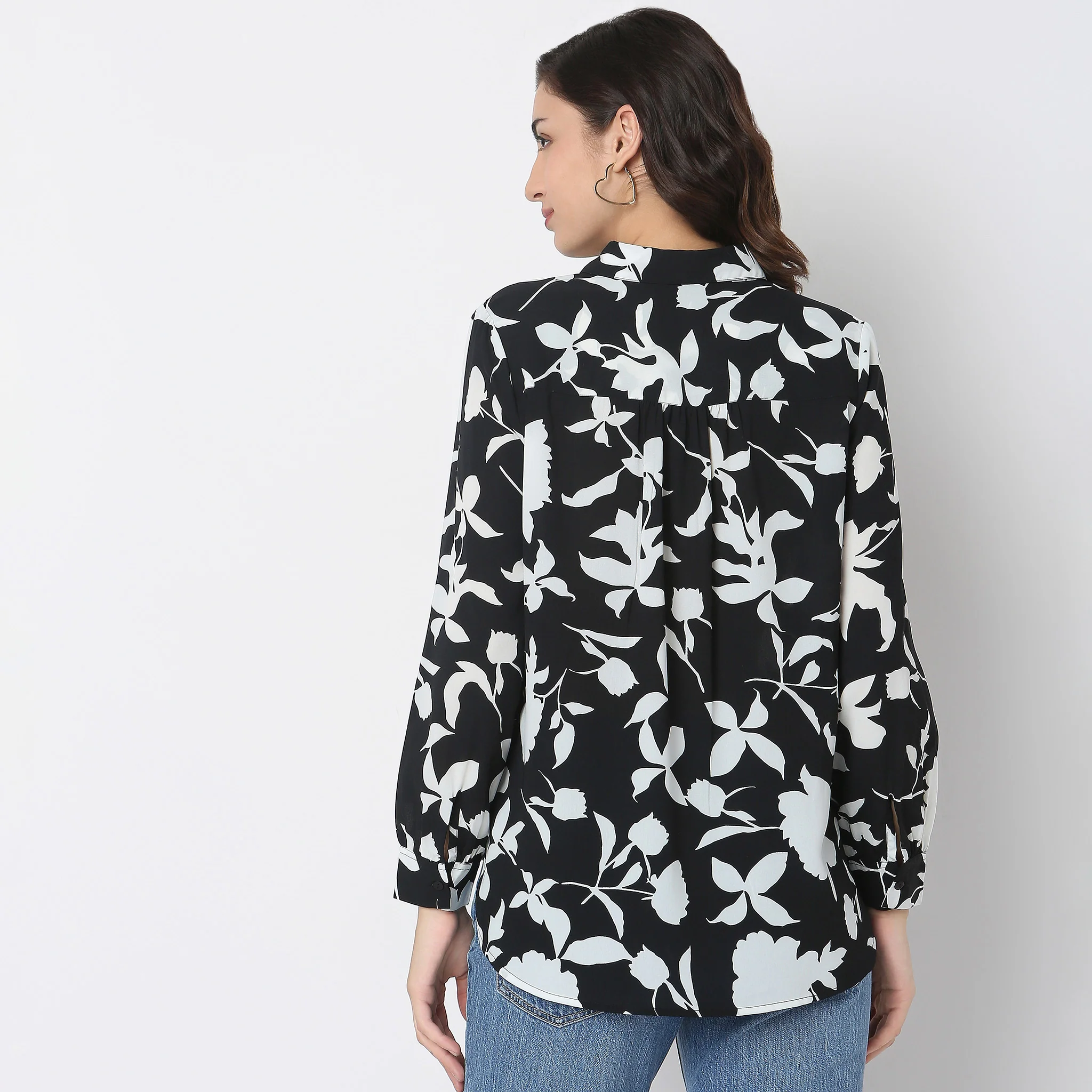 Regular Fit Printed Shirt - Image 3