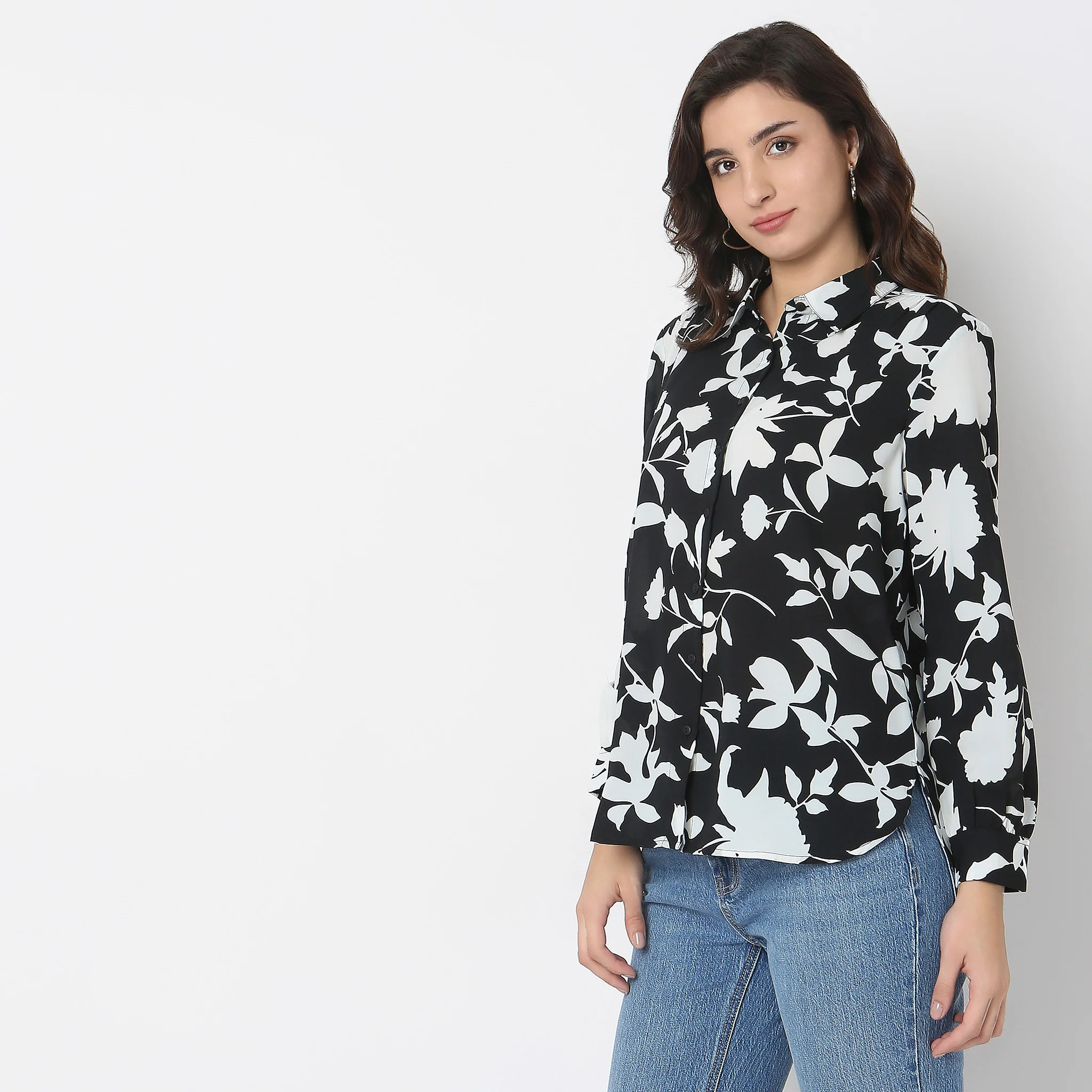 Regular Fit Printed Shirt - Image 5