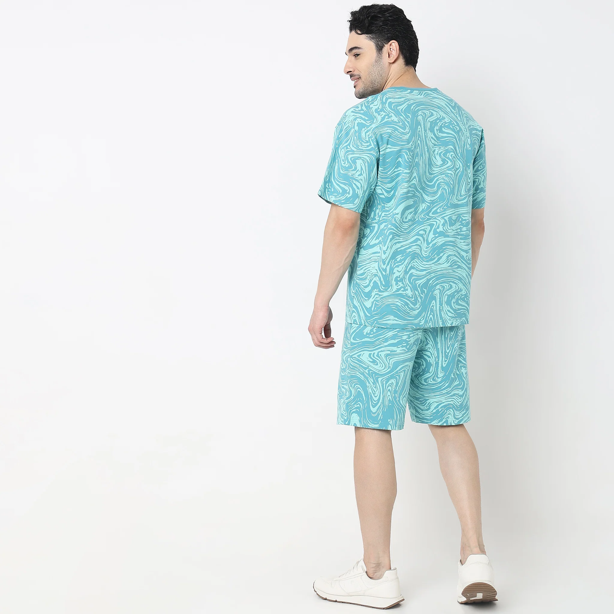Uni Sets™ - Porcelain Modern Graphic Print Oversized Tee - coordinate look With shorts - Image 3