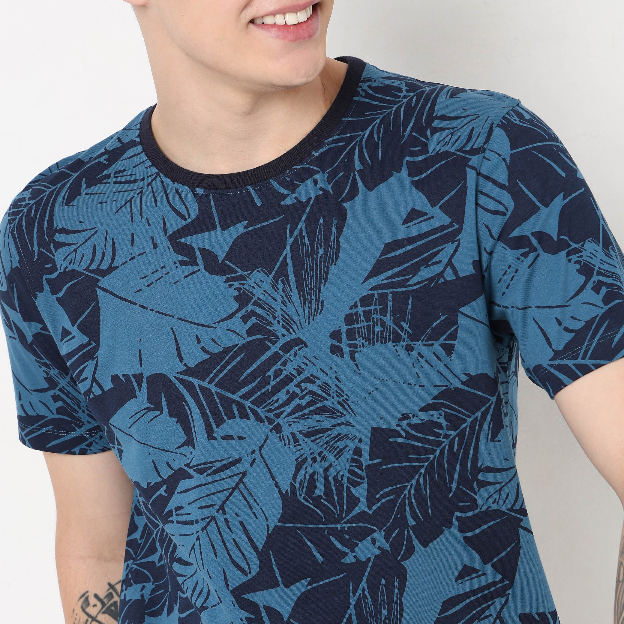Knitted Printed T-Shirt - Image 5