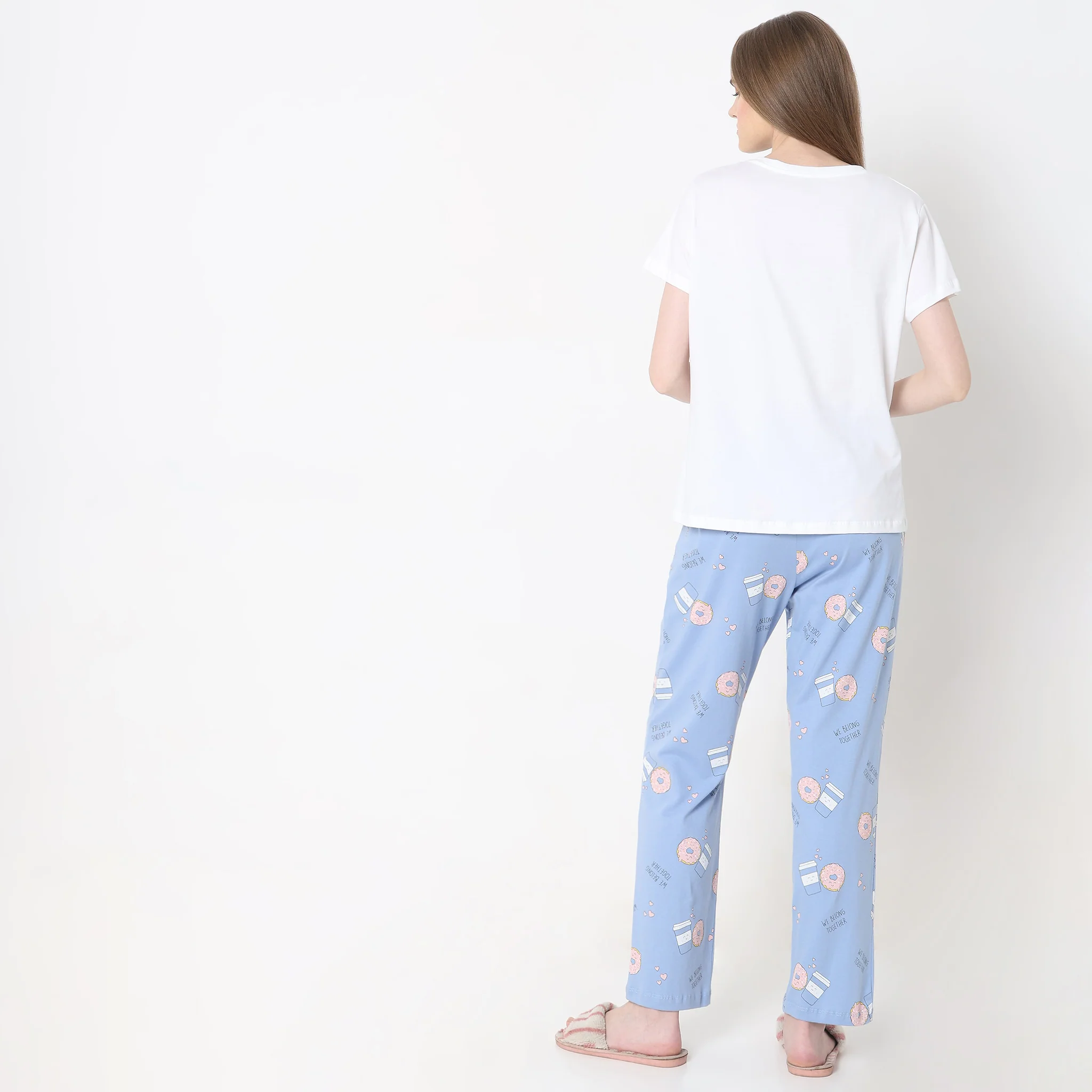 Knitted Printed T-Shirt With Pyjama Set - Image 3