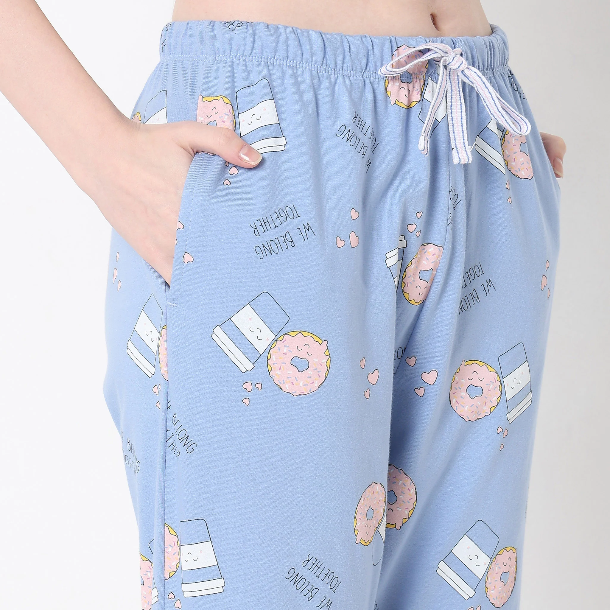 Knitted Printed T-Shirt With Pyjama Set - Image 7