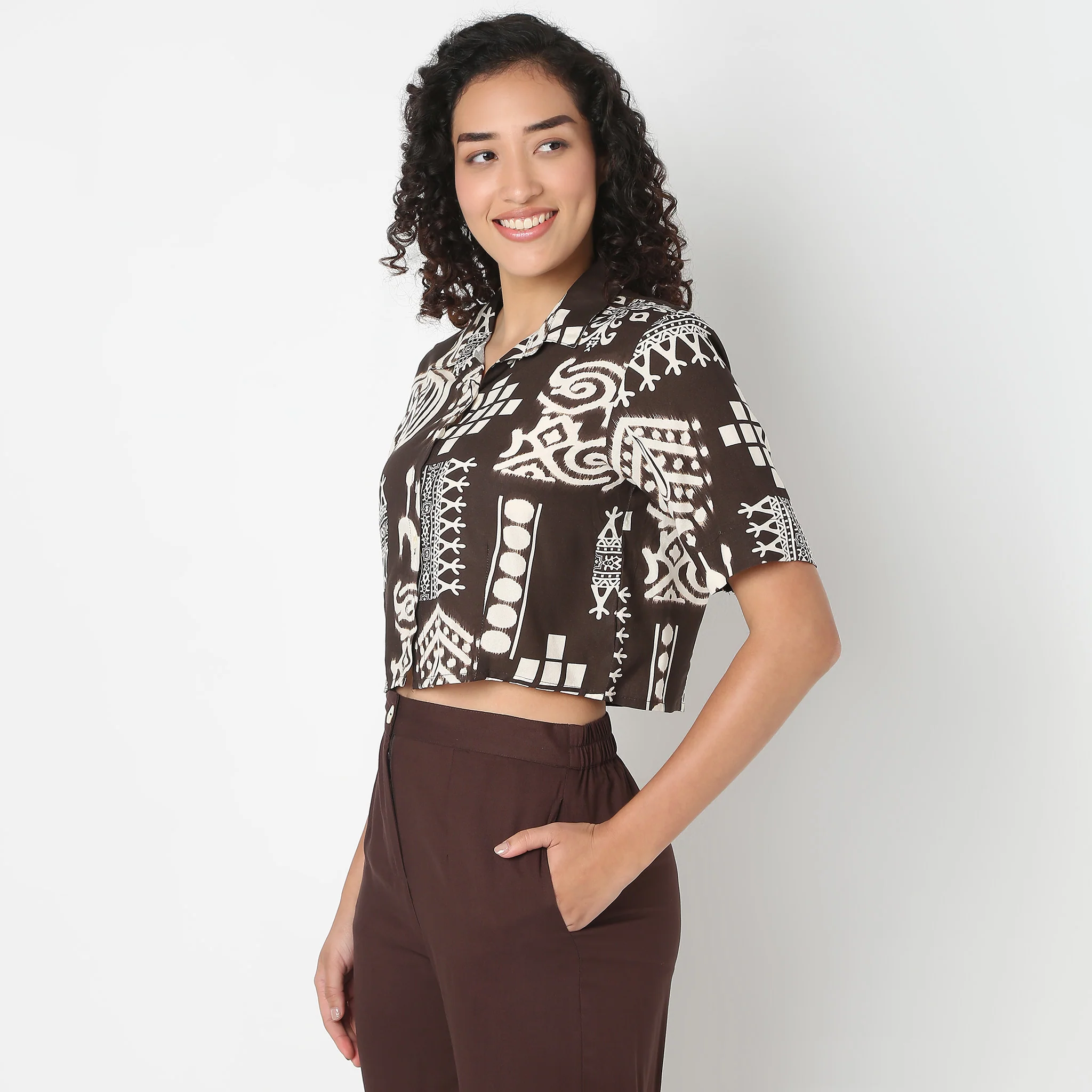 Camp Collar Crop Shirt - Image 10