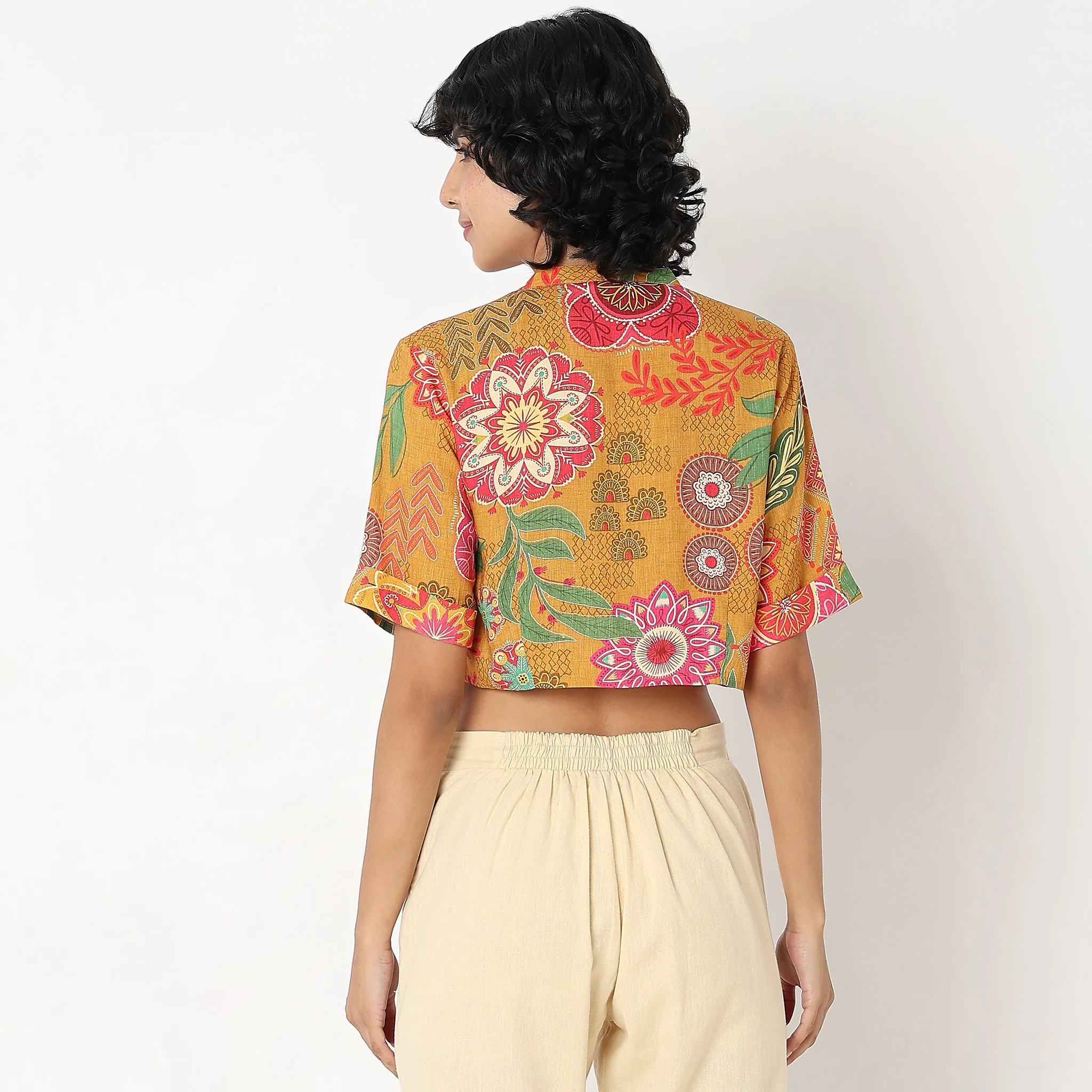 Regular Fit Printed Top - Image 3