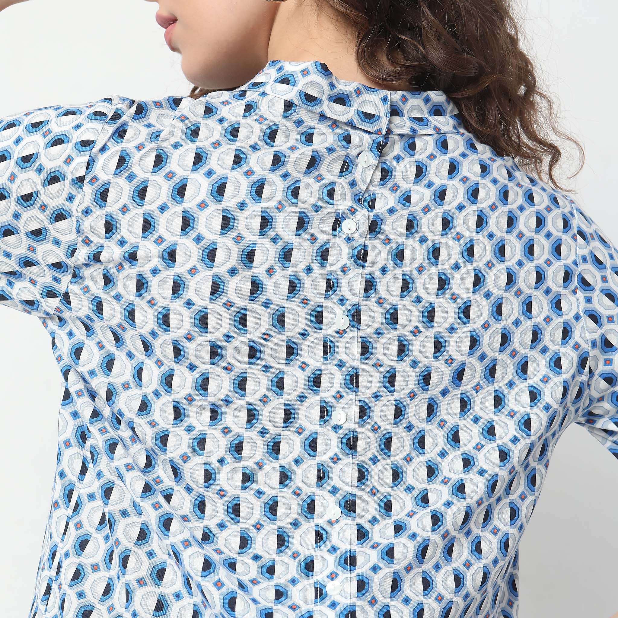 Regular Fit Printed Top - Image 5