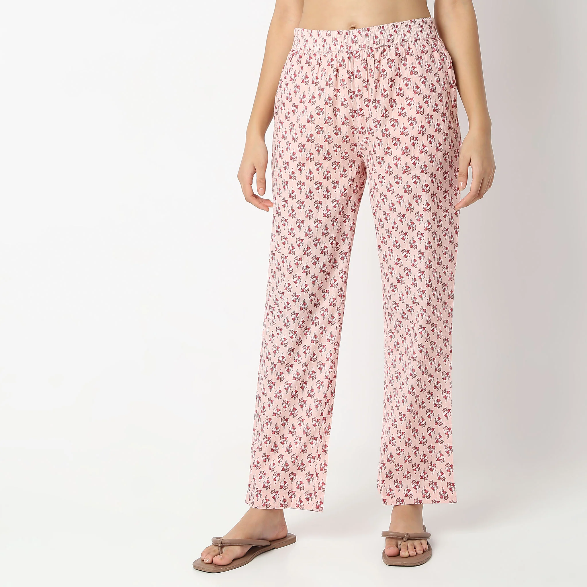 Woven Printed Top With Pyjama Set - Image 6