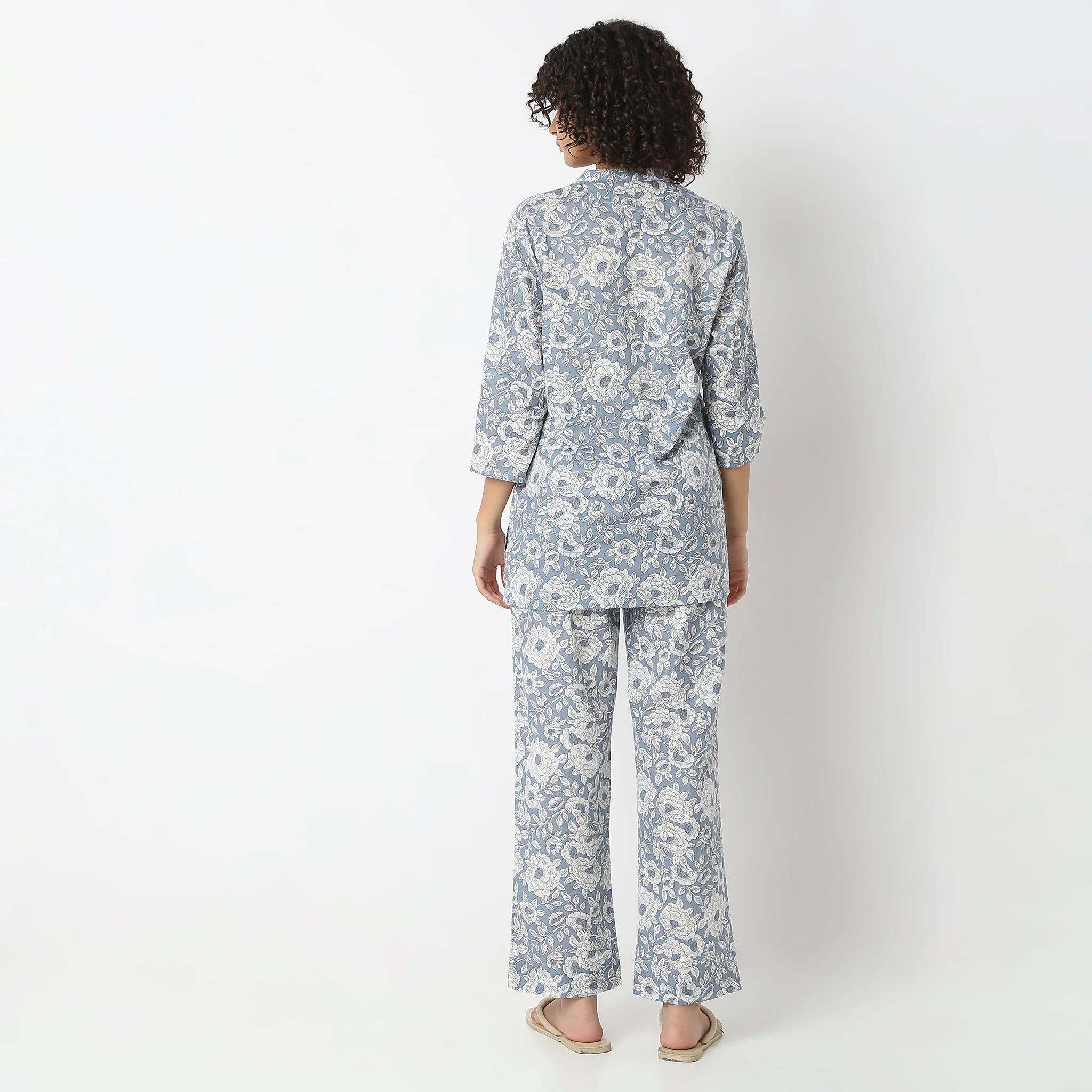 Woven Printed Top With Pyjama Set - Image 3