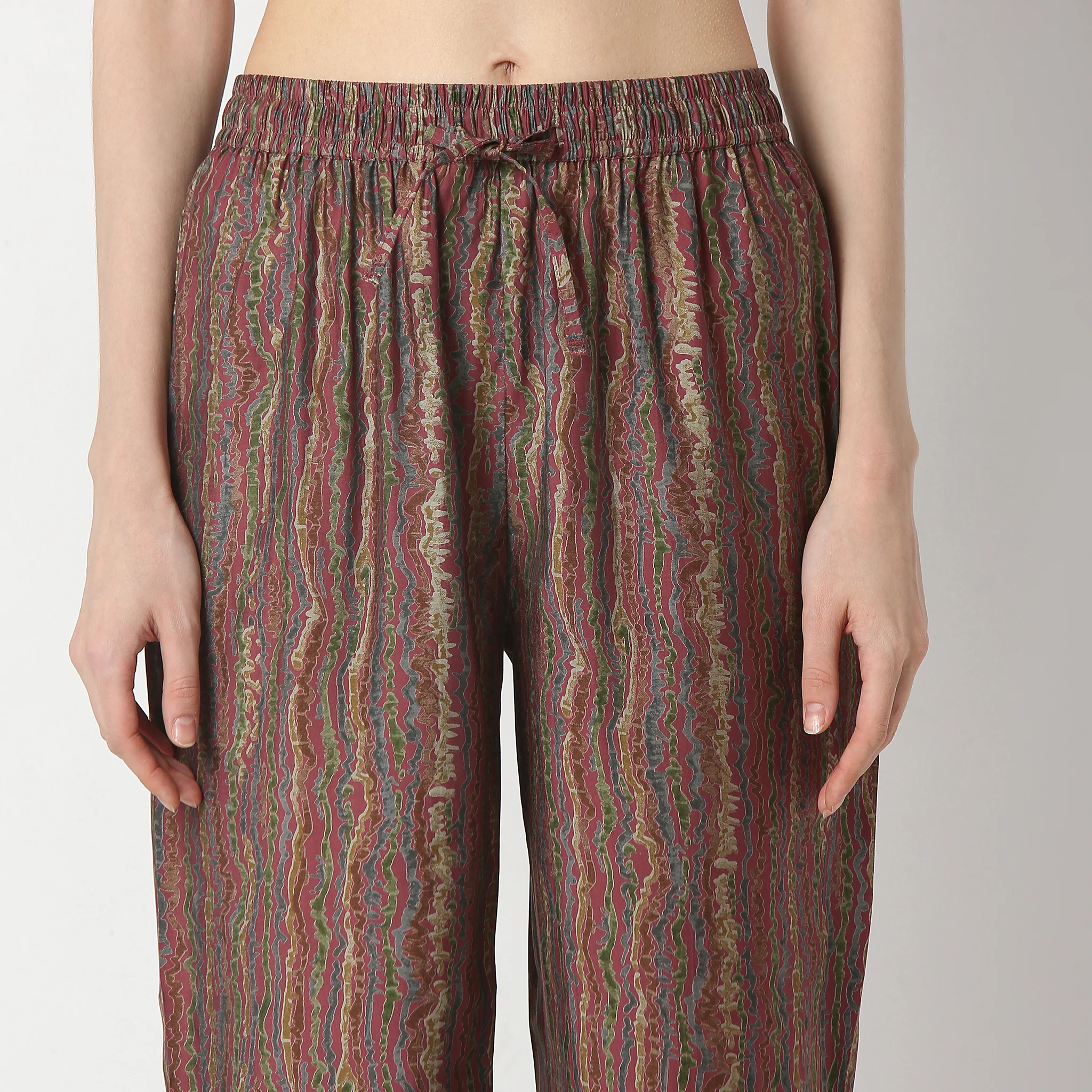 Printed V-Neck Straight Kurta With Pant Set - Image 6