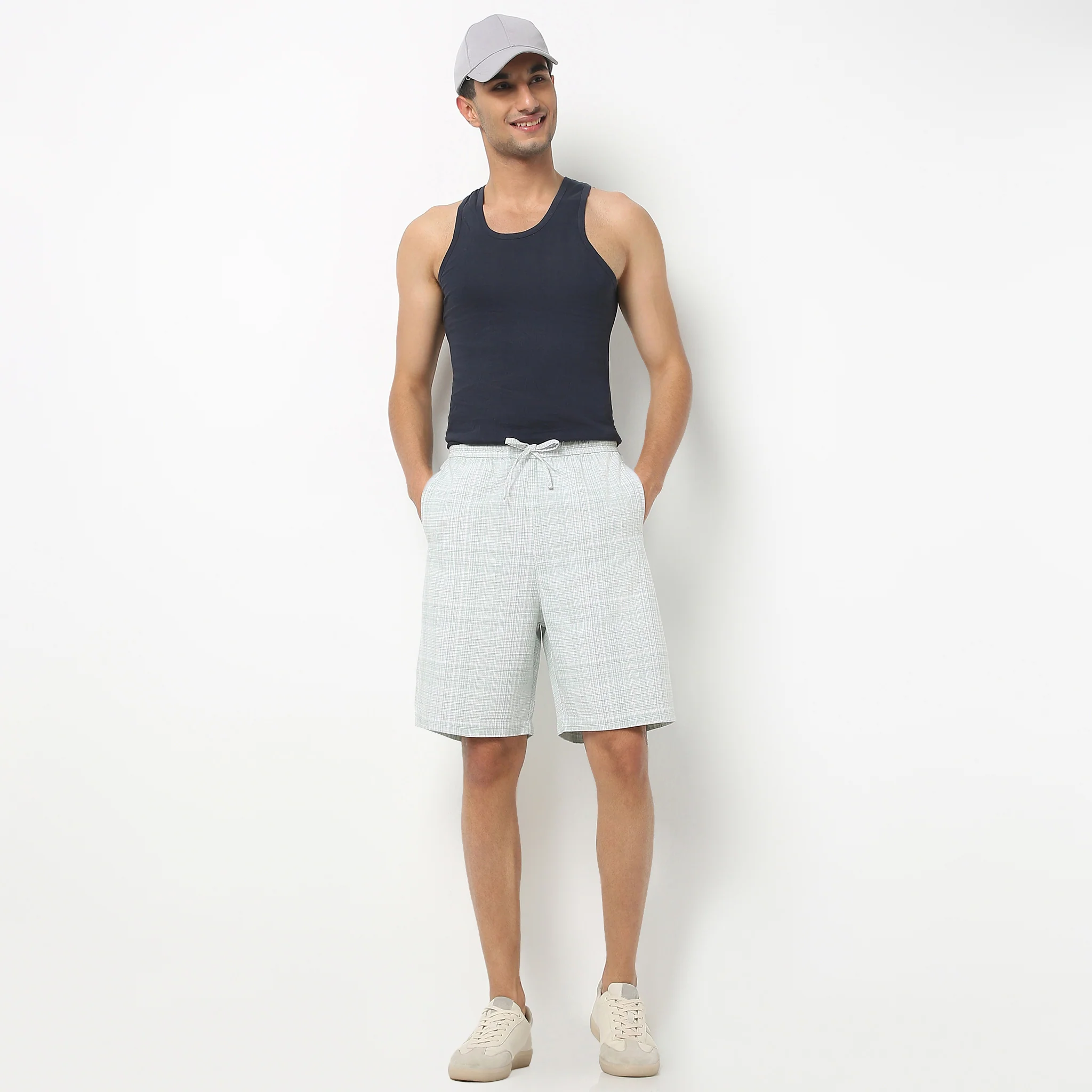Above Knee Solid Yarn Dyed Textured Pull-On Mood Shorts