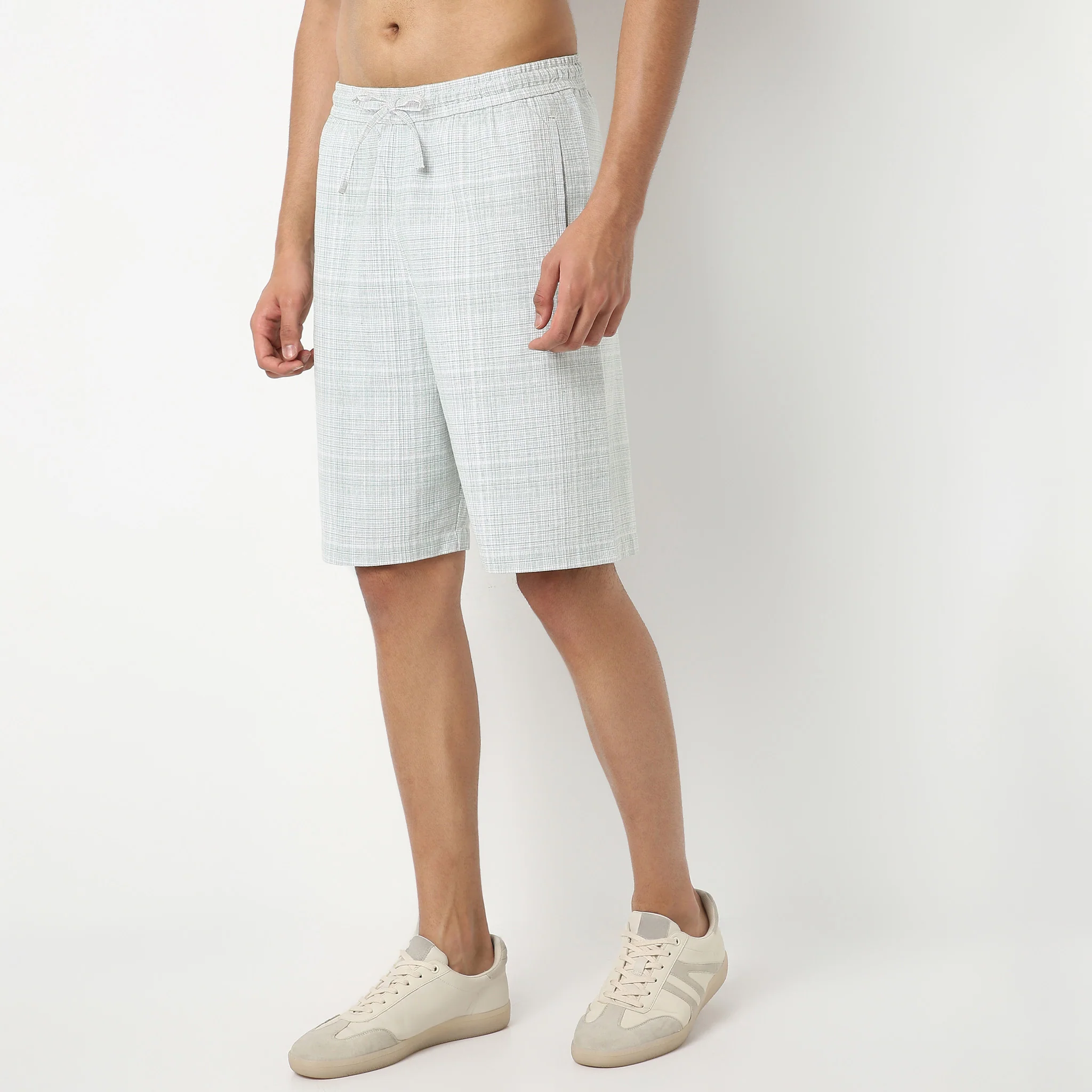 Above Knee Solid Yarn Dyed Textured Pull-On Mood Shorts - Image 5