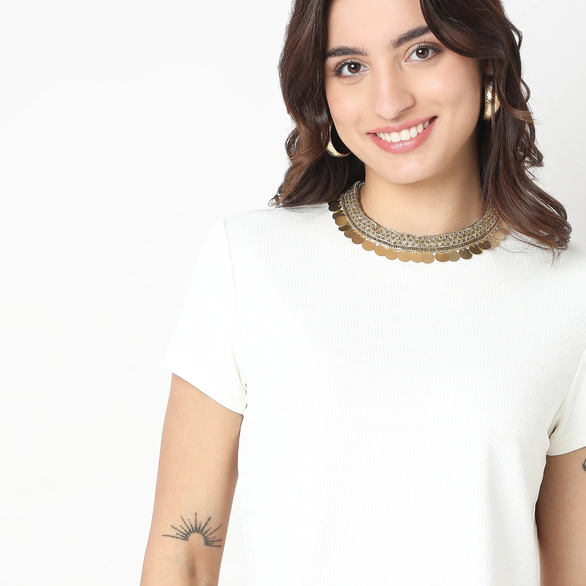 Regular Fit Solid Crop Top - Image 4