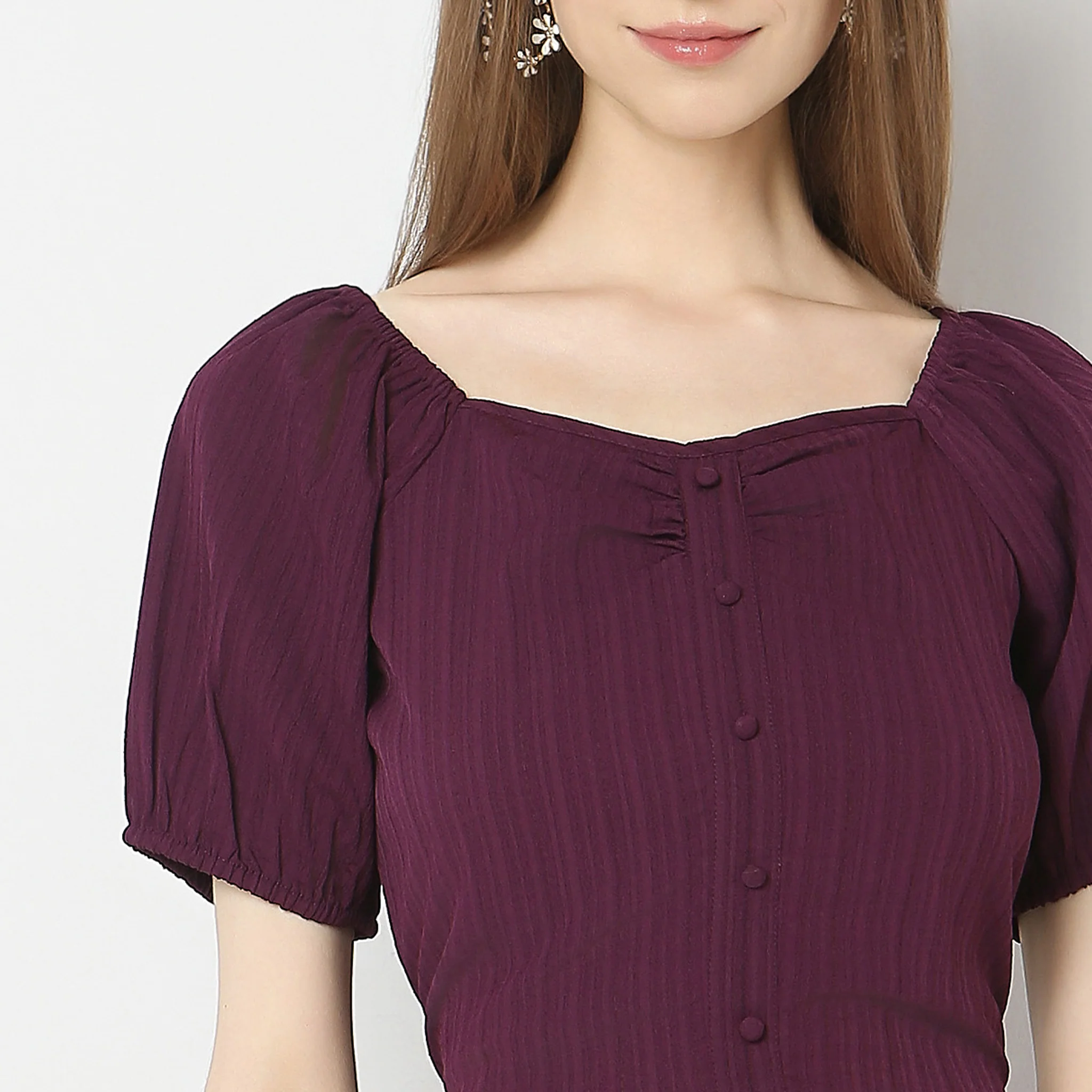 Regular Fit Solid Crop Top - Image 4