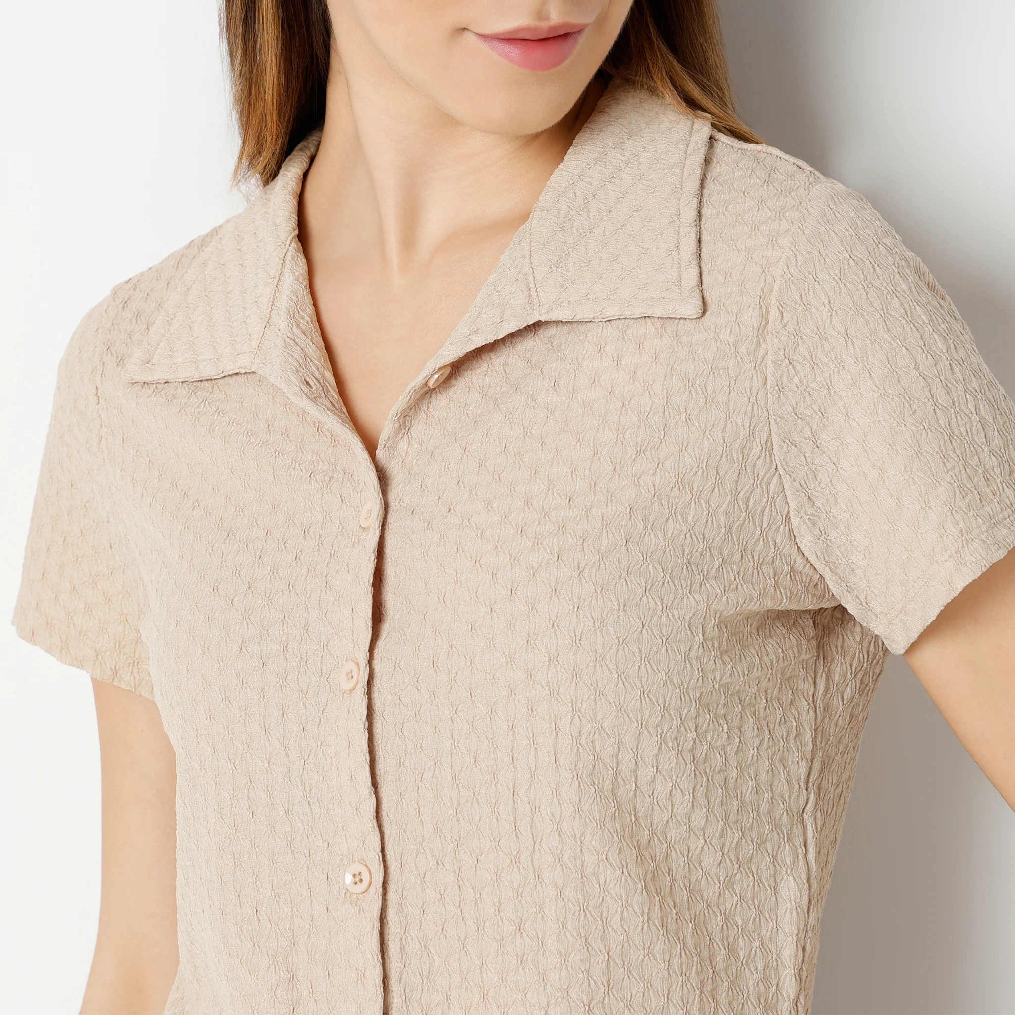 Solid Short Sleeve Crop Shirt - Image 4
