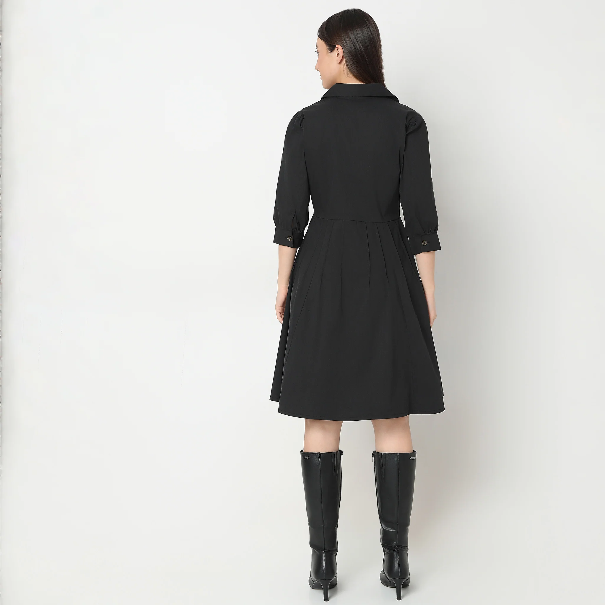 Regular Fit Solid Dress - Image 3