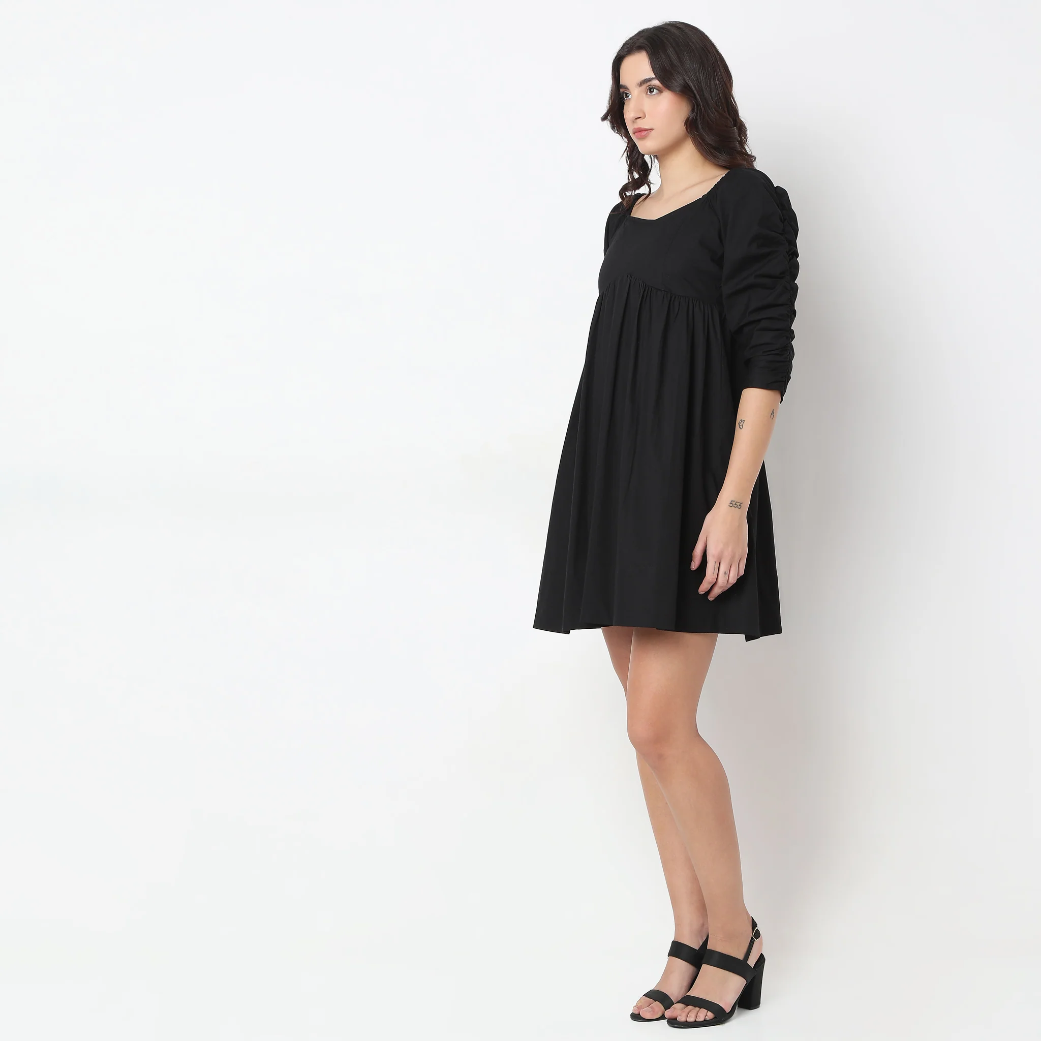 Regular Fit Solid Dress - Image 5
