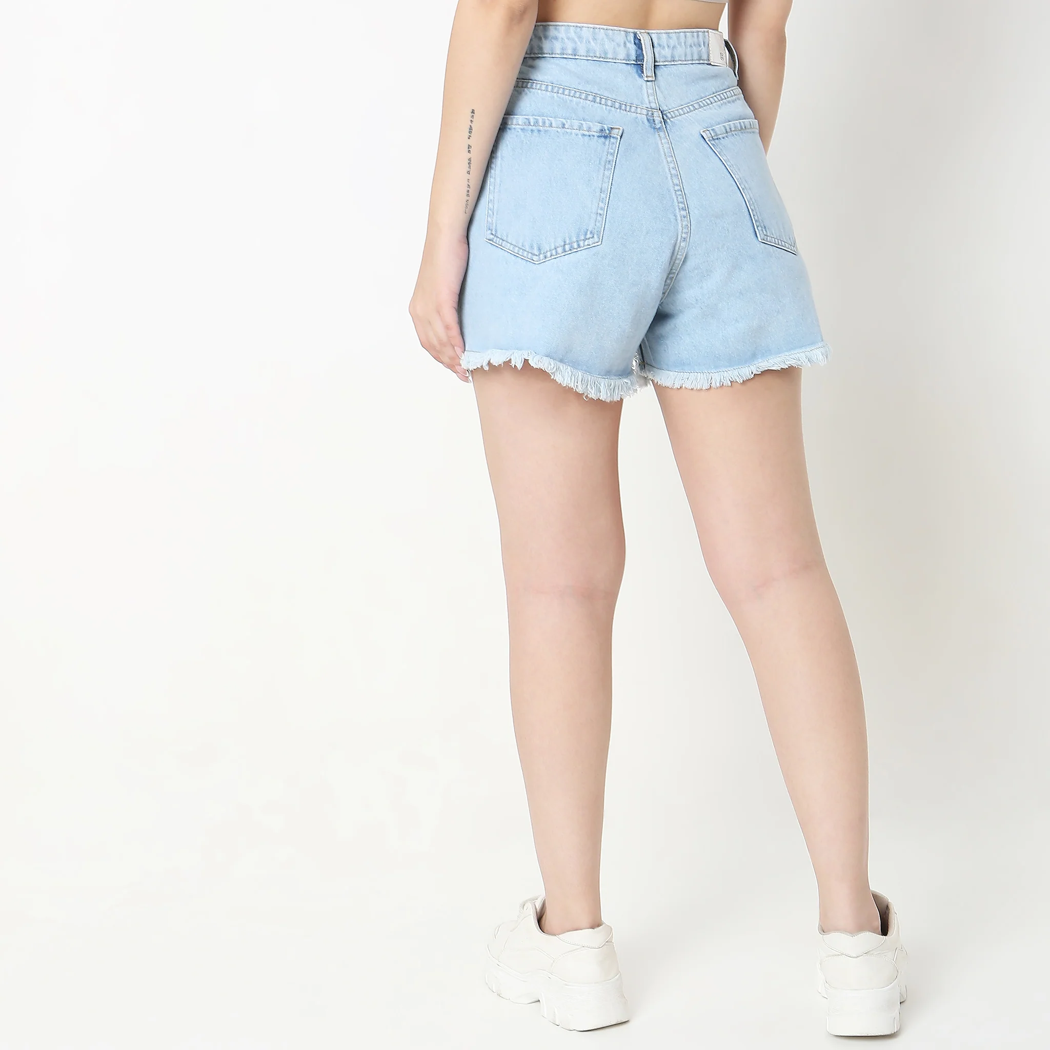 Regular Fit Solid High Rise Shorts - Image 4