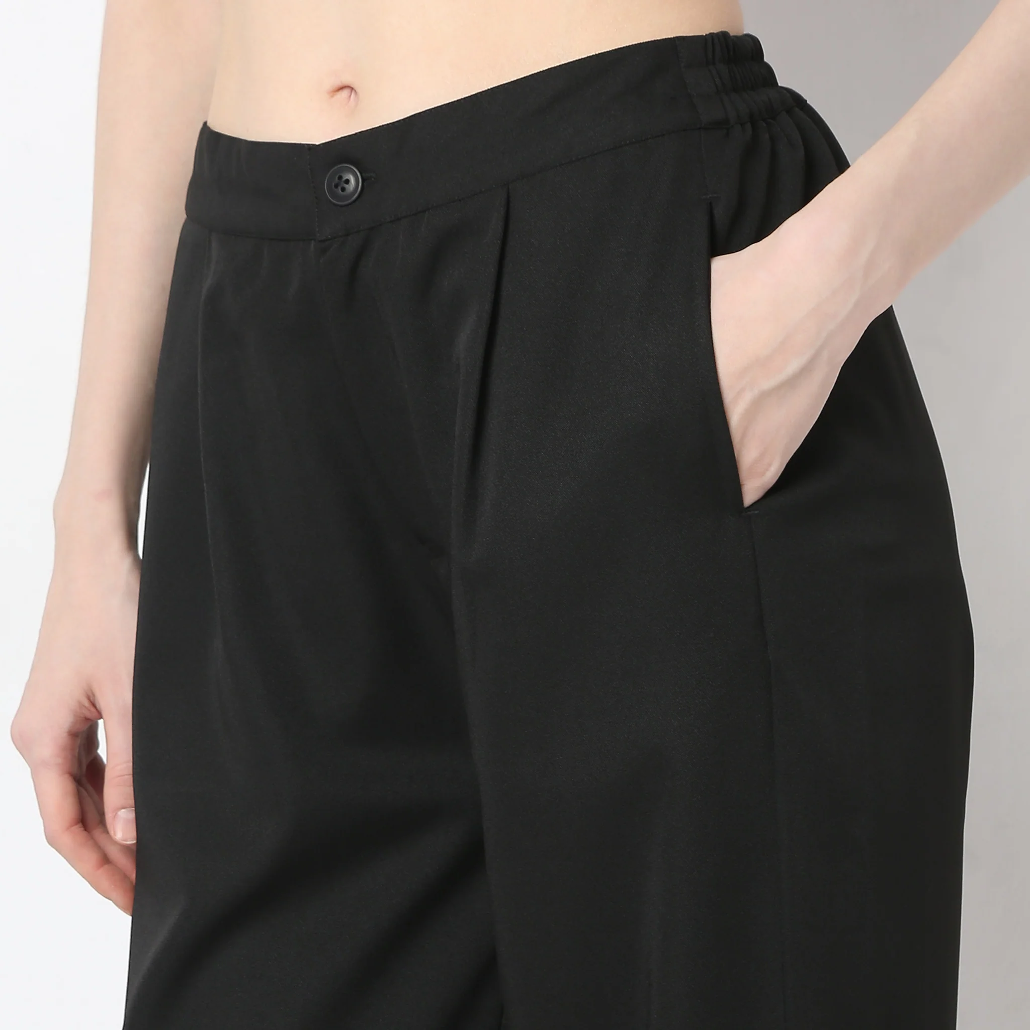 Solid Straight High Rise Trousers - Image 4