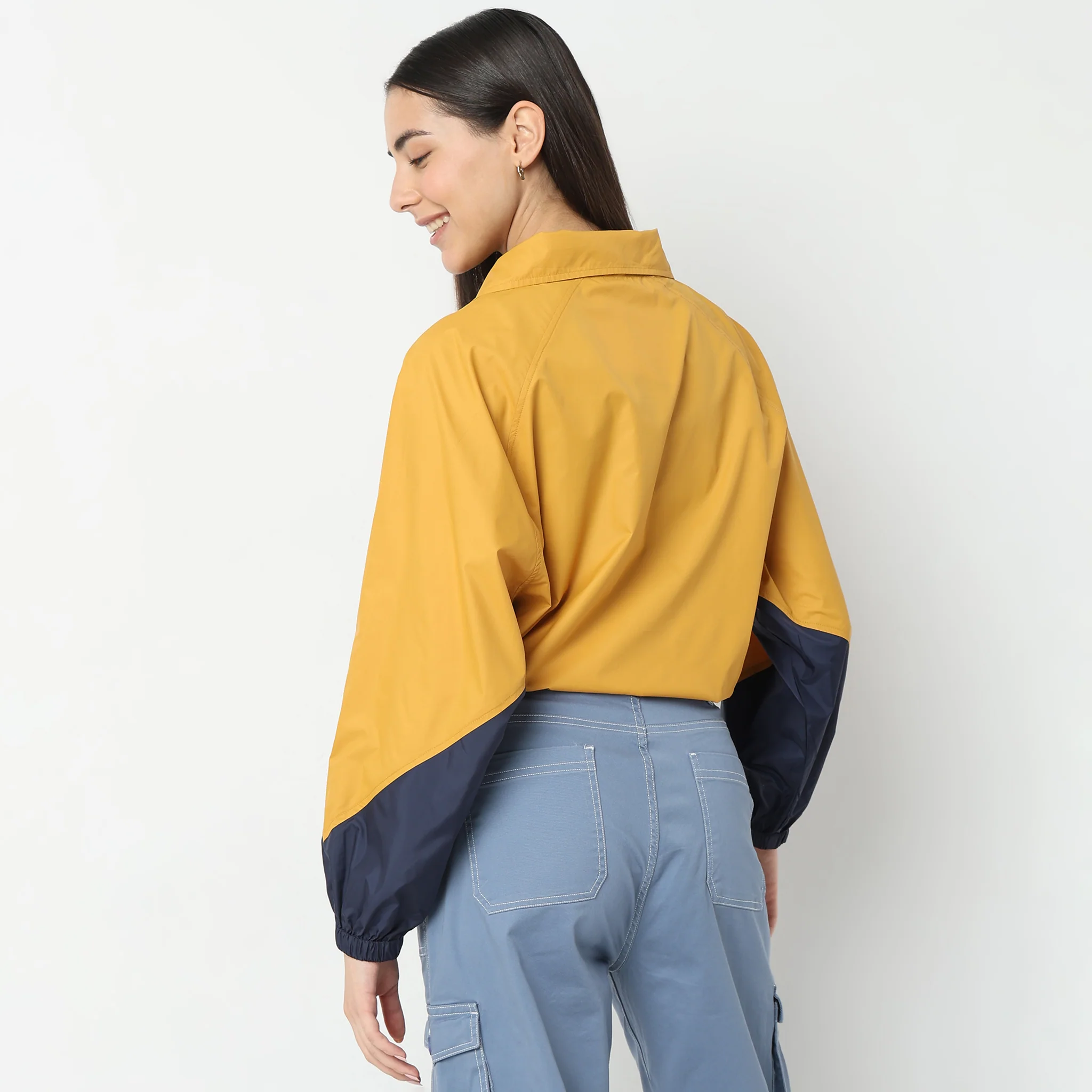 Regular Fit Solid Jacket - Image 3
