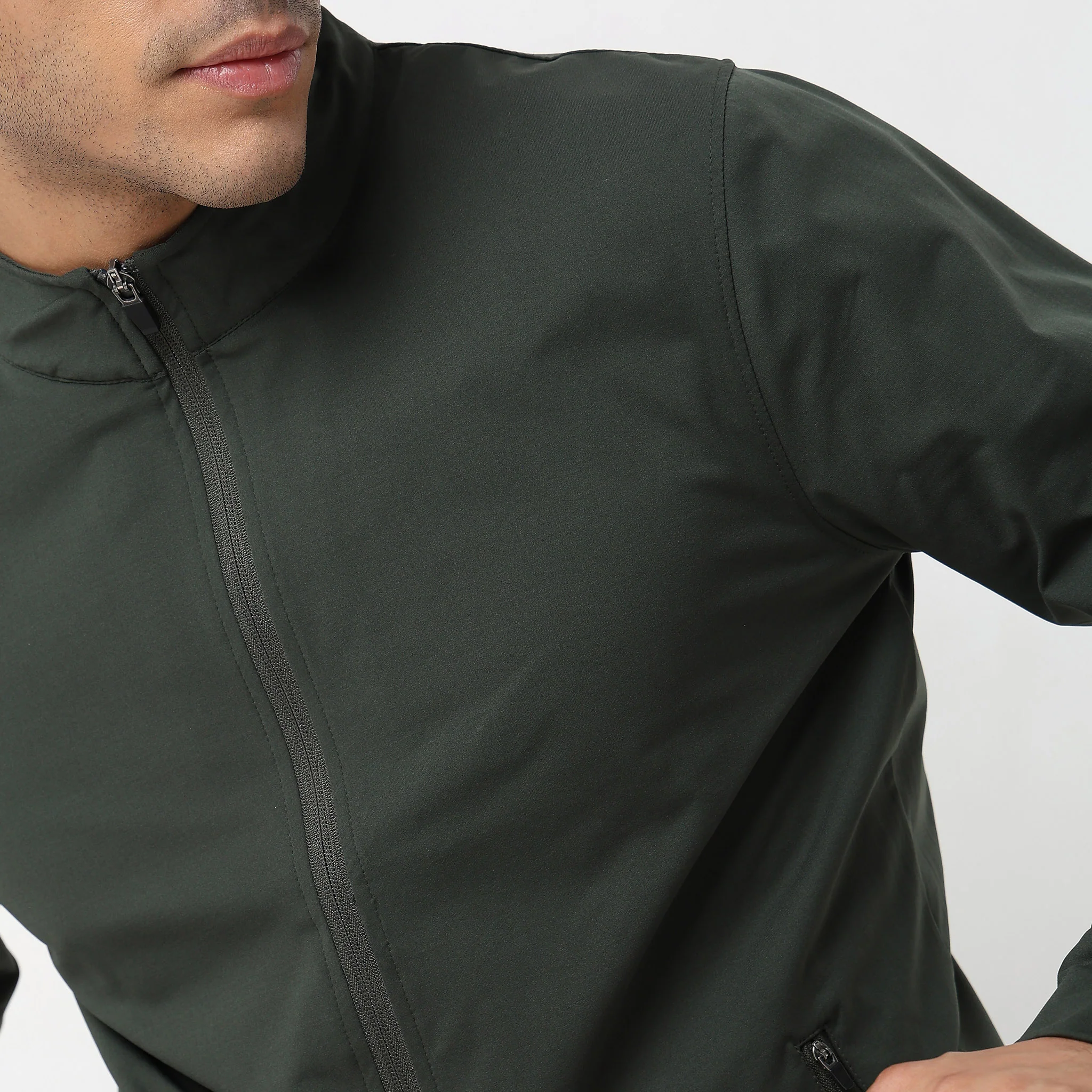 AirJack™ 24 - Regular Fit Solid Jacket With 2 Zip Pockets. LightWeight, breathable - perfect for all Weather. - Image 18