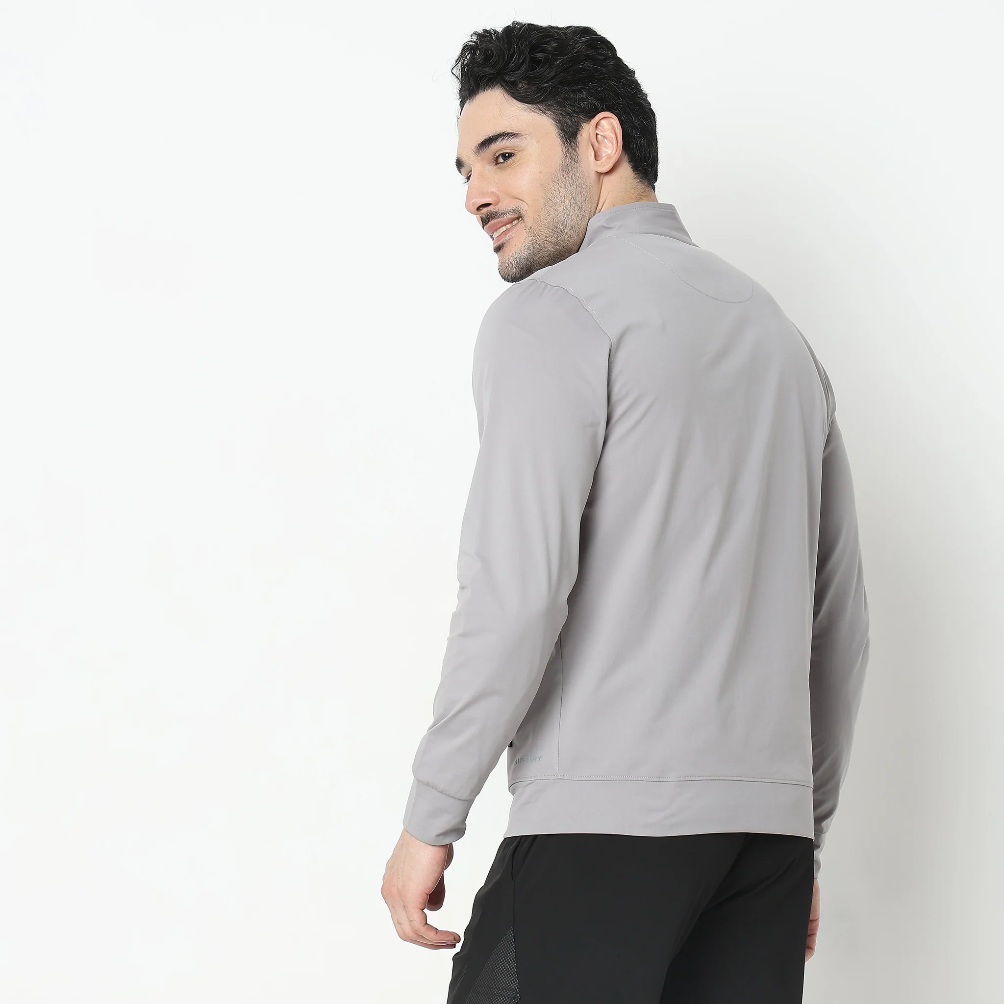 AirJack™ 24 - Regular Fit Solid Jacket With 2 Zip Pockets. LightWeight, breathable - perfect for all Weather. - Image 22