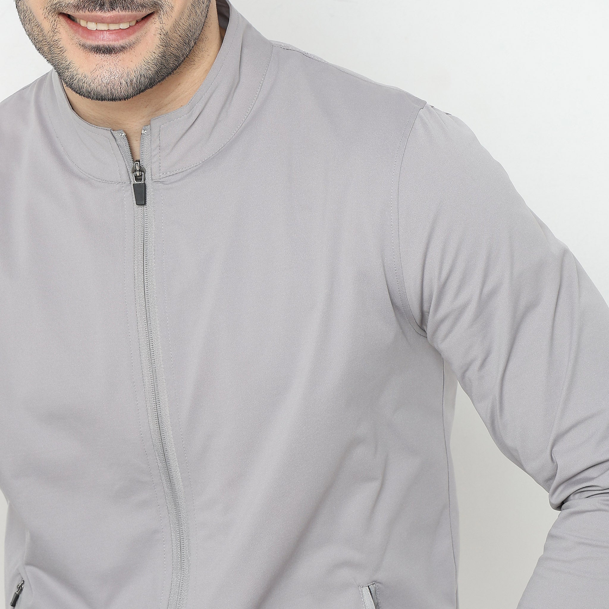 AirJack™ 24 - Regular Fit Solid Jacket With 2 Zip Pockets. LightWeight, breathable - perfect for all Weather. - Image 23