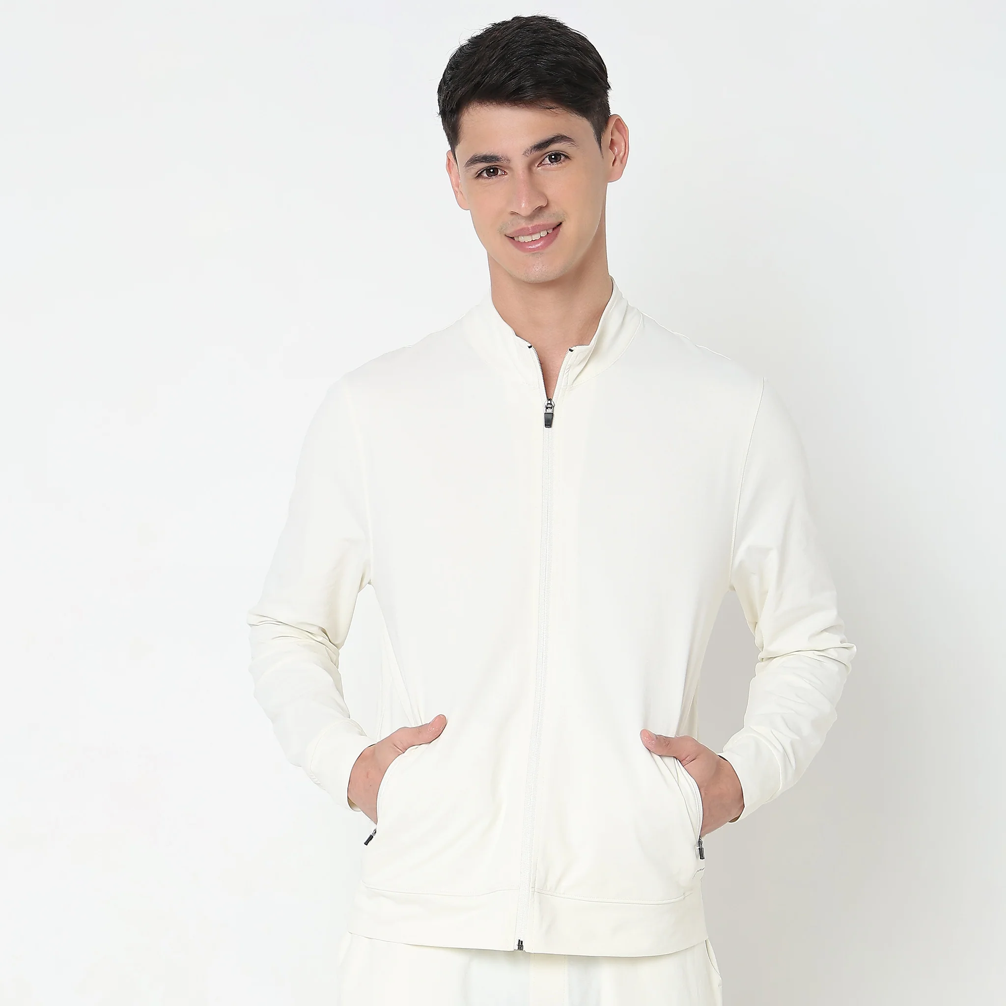AirJack™ 24 - Regular Fit Solid Jacket With 2 Zip Pockets. LightWeight, breathable - perfect for all Weather. - Image 26
