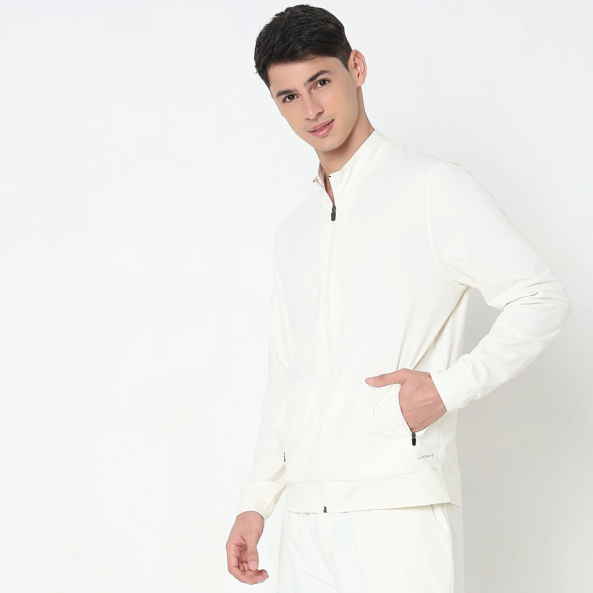 AirJack™ 24 - Regular Fit Solid Jacket With 2 Zip Pockets. LightWeight, breathable - perfect for all Weather. - Image 29