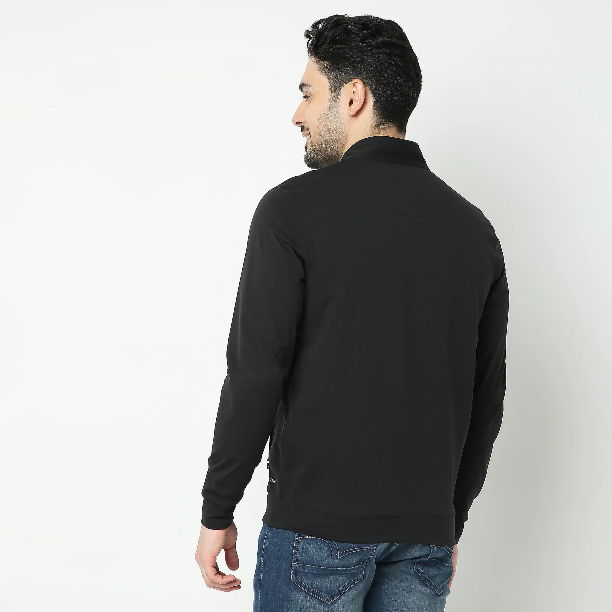 AirJack™ 24 - Regular Fit Solid Jacket With 2 Zip Pockets. LightWeight, breathable - perfect for all Weather. - Image 7
