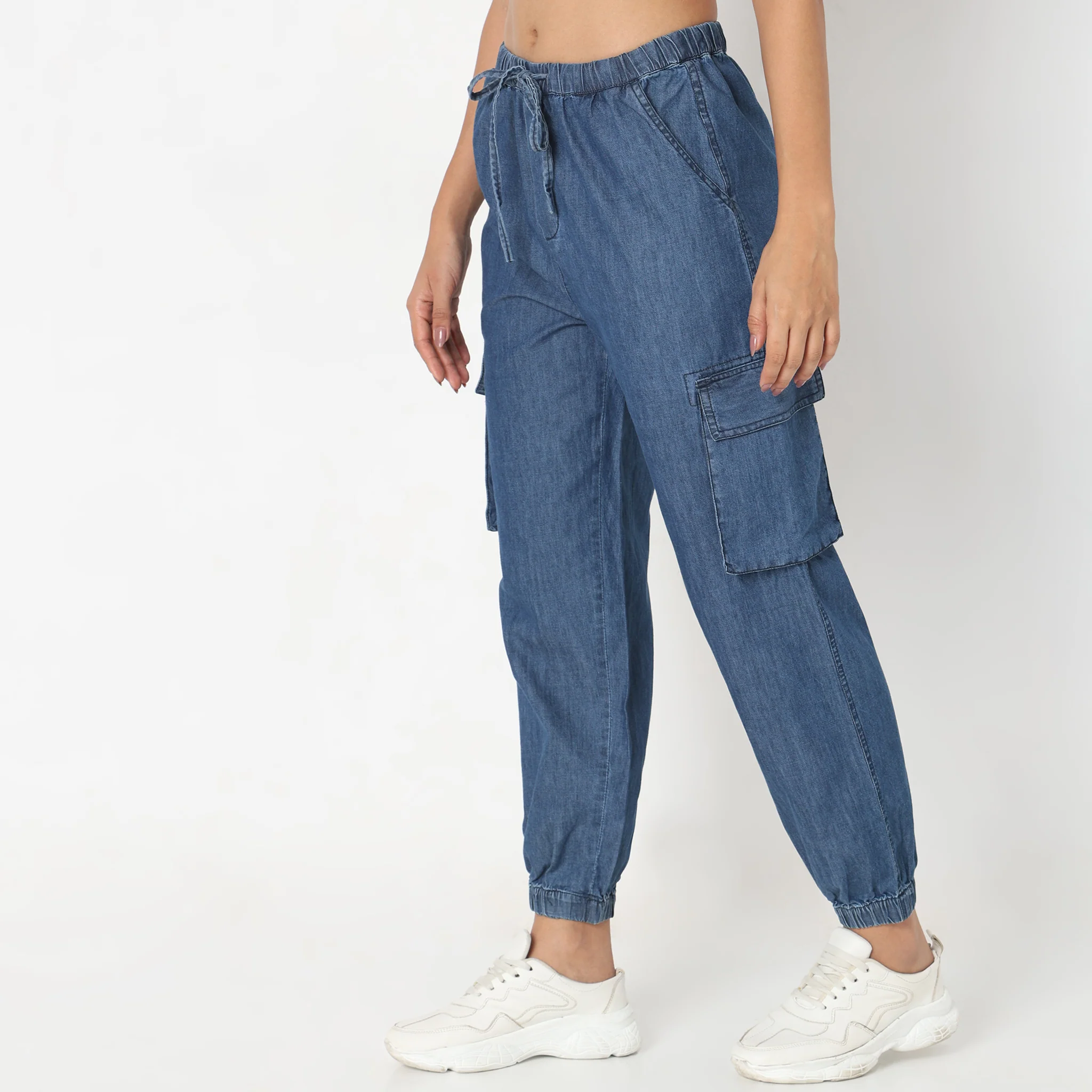 Regular Fit Solid Jeans - Image 5