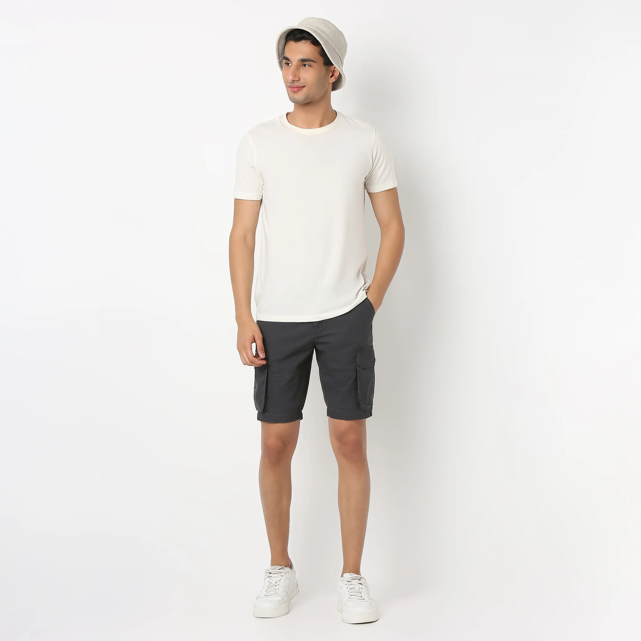 Cotton Heavy Duty Regular Fit Shorts With Stitch Details - Image 6