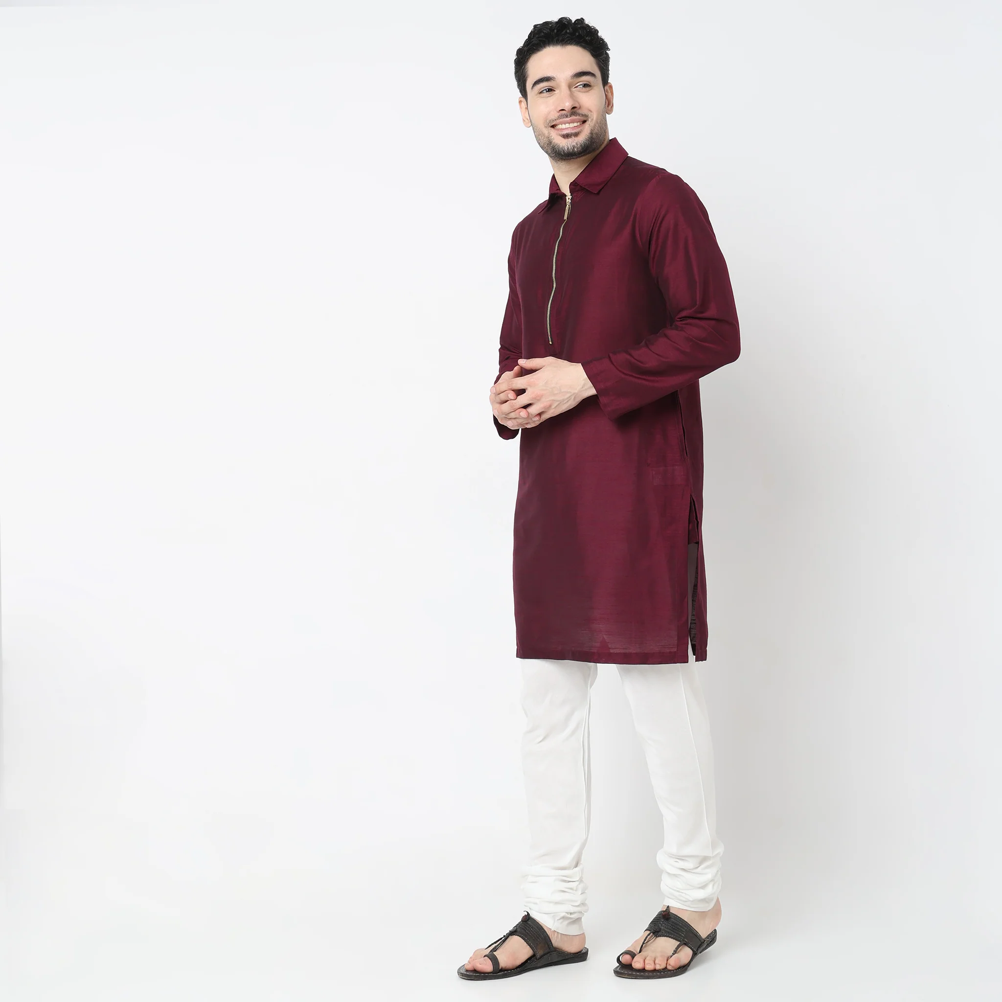 Regular Fit Solid Kurta - Image 10