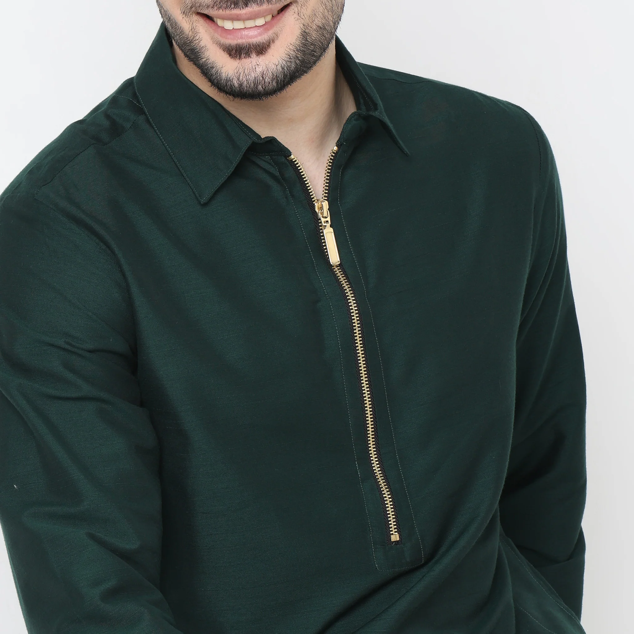 Regular Fit Solid Kurta - Image 4