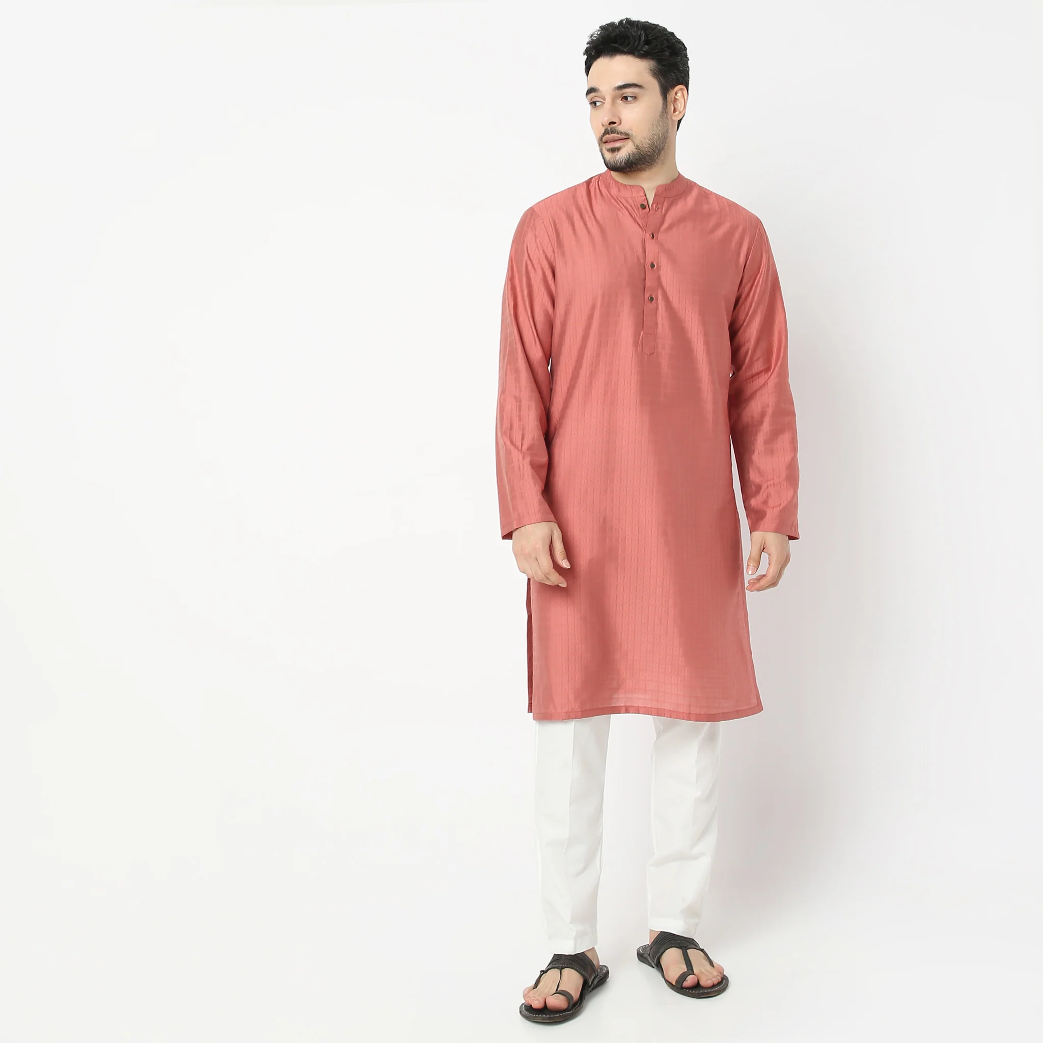 Regular Fit Solid Kurta - Image 2