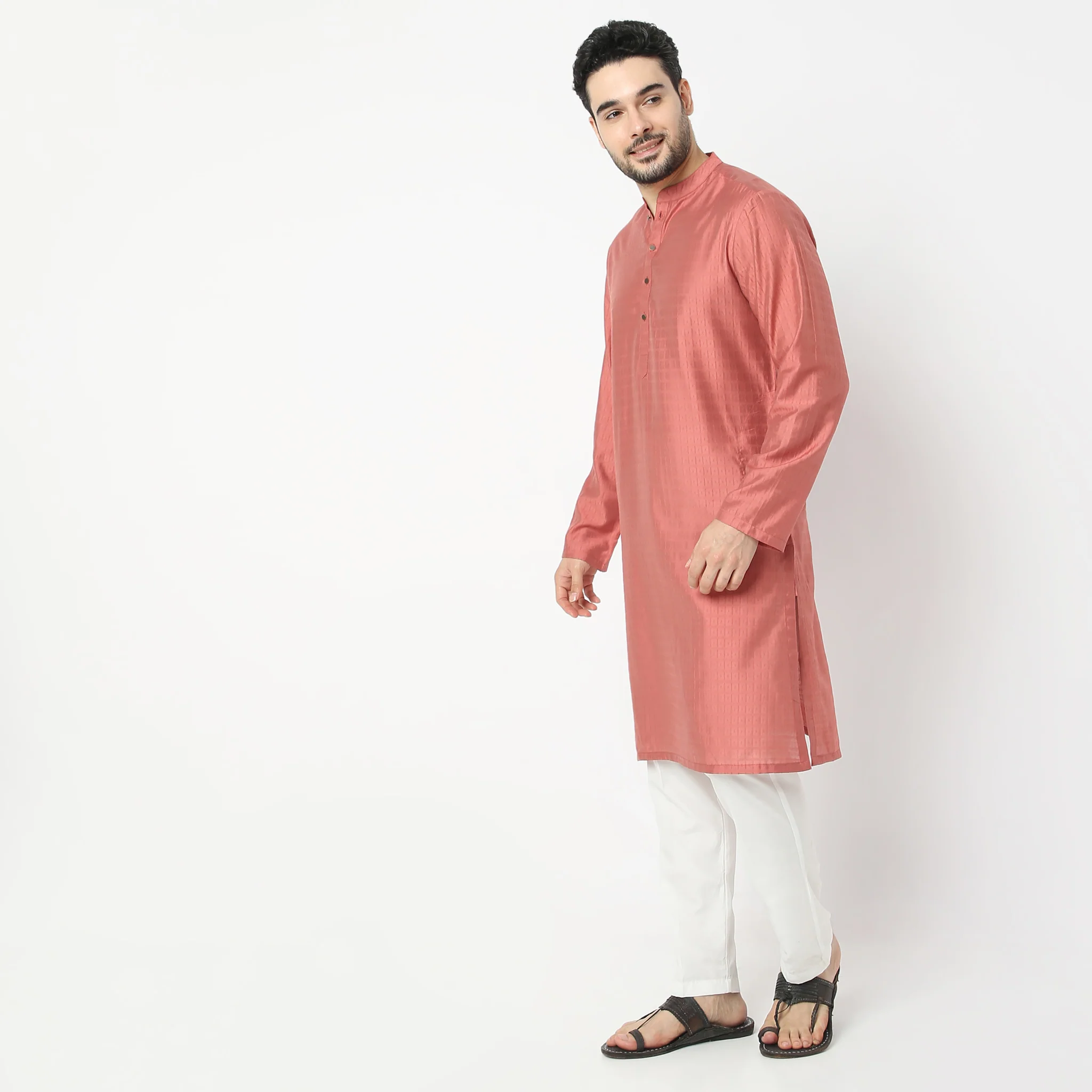 Regular Fit Solid Kurta - Image 5