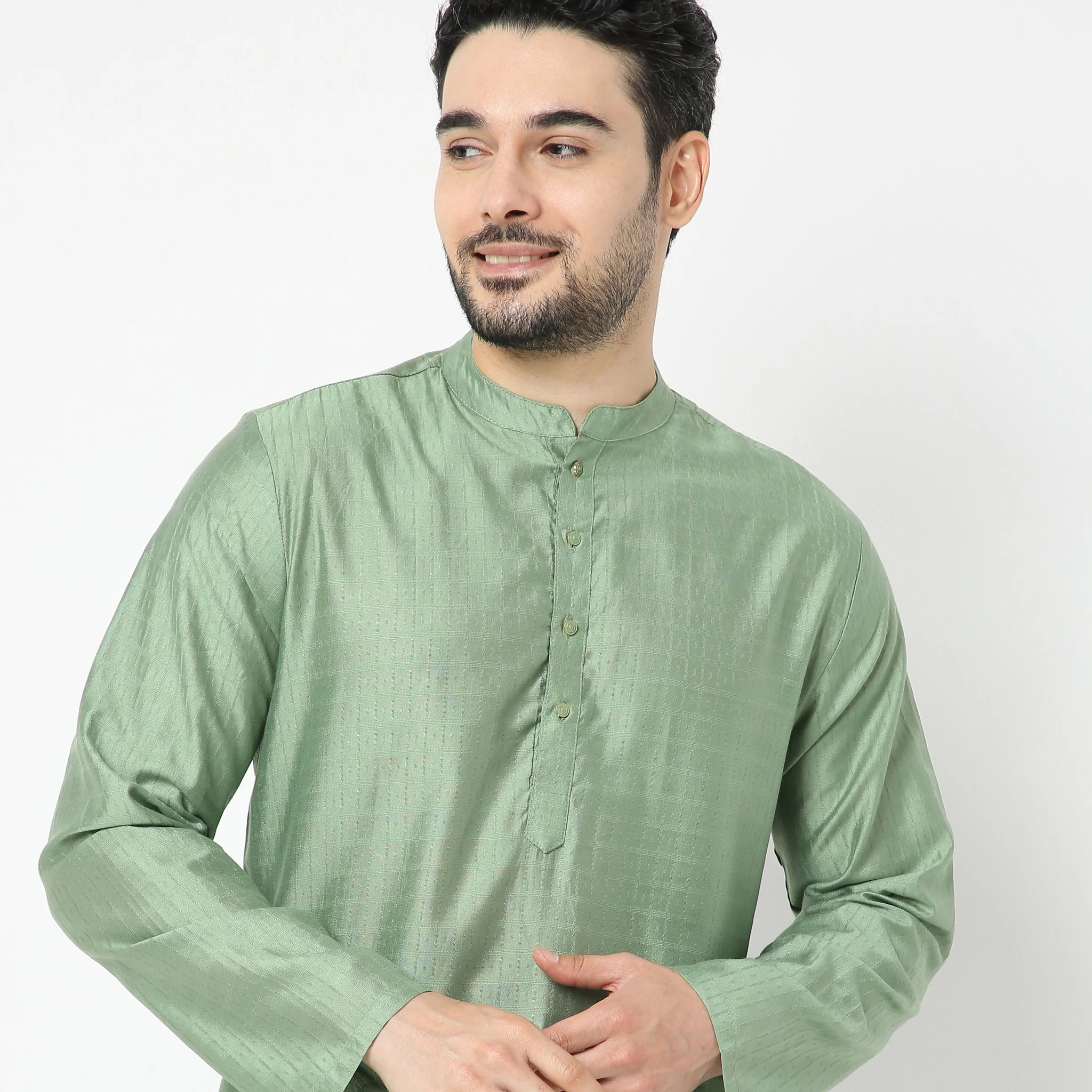 Regular Fit Solid Kurta - Image 9