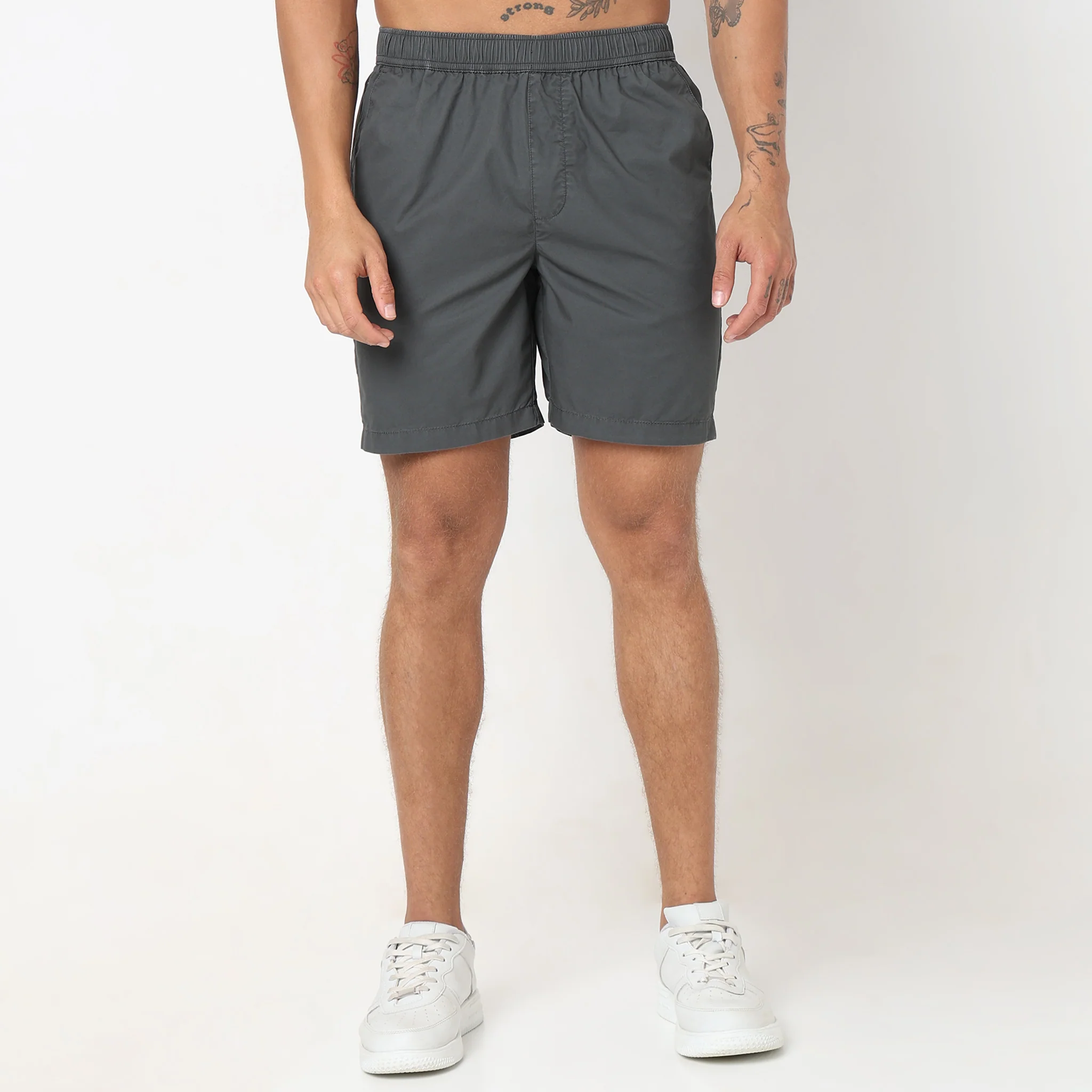 Regular Fit Solid Mid Rise Shorts - Image 12