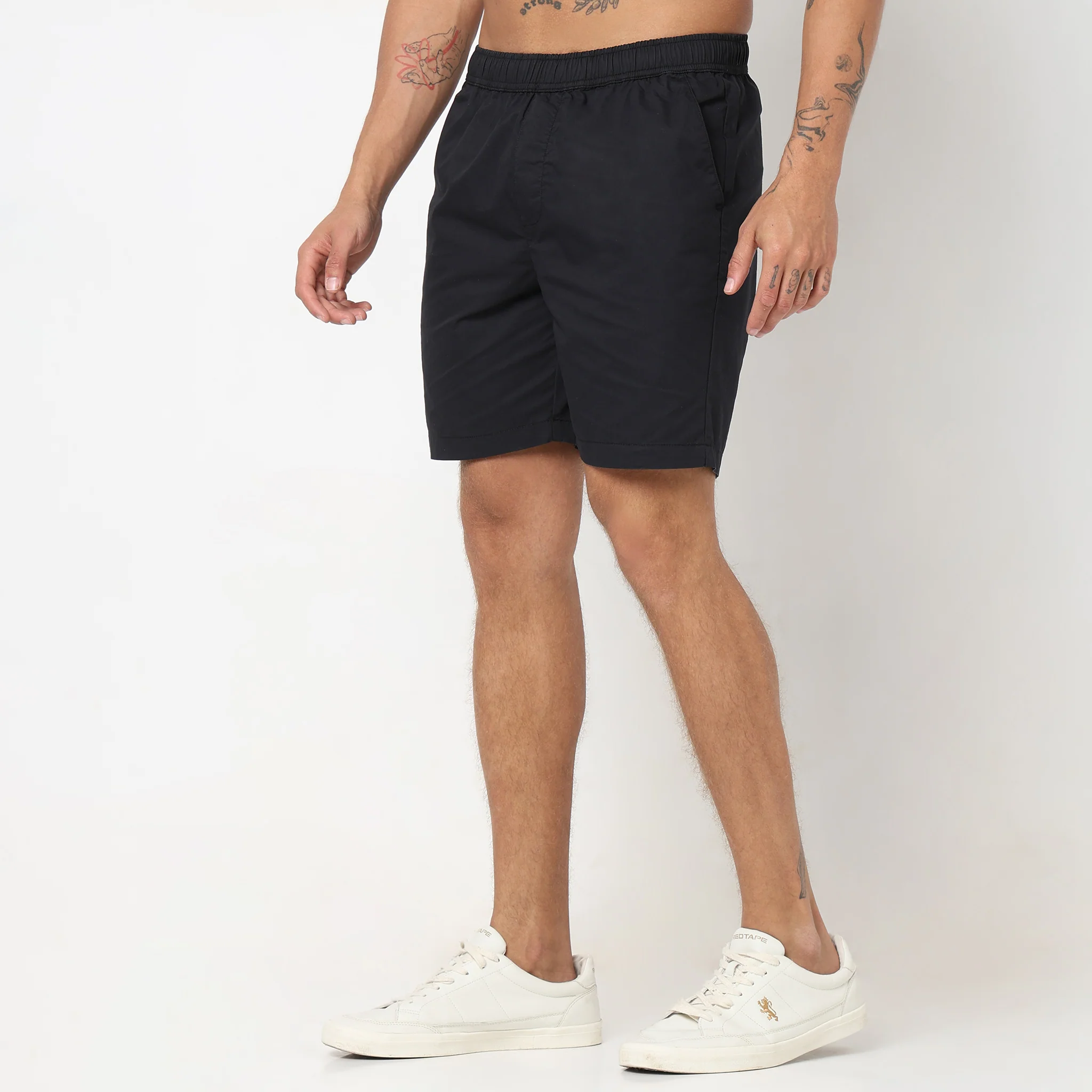 Regular Fit Solid Mid Rise Shorts - Image 5