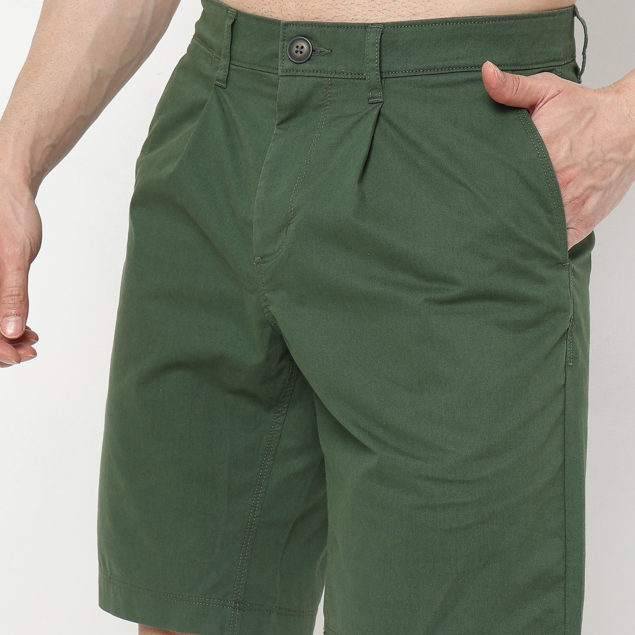 Regular Fit Solid Mid Rise Shorts - Image 9