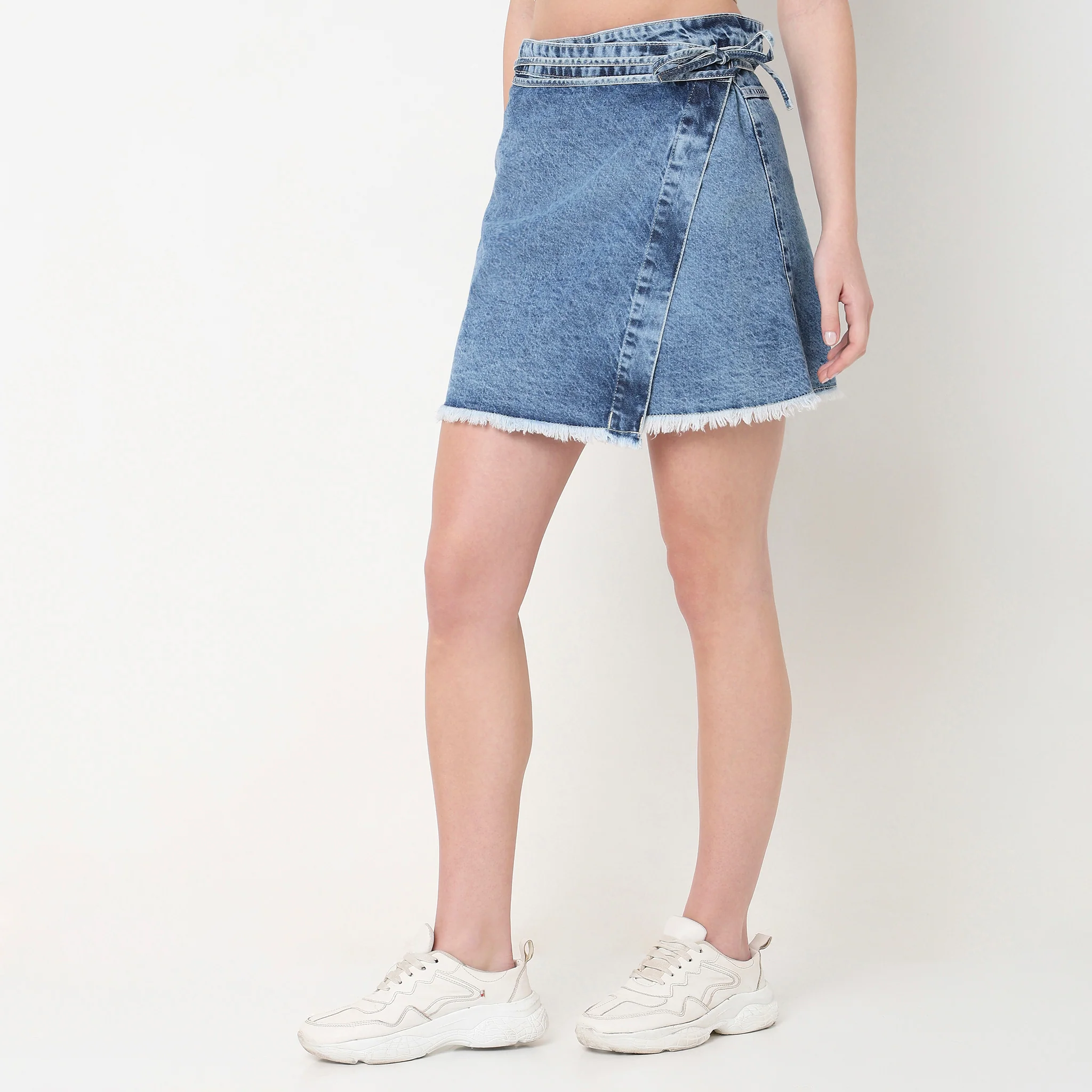 Regular Fit Solid Mid Rise Skirt - Image 5