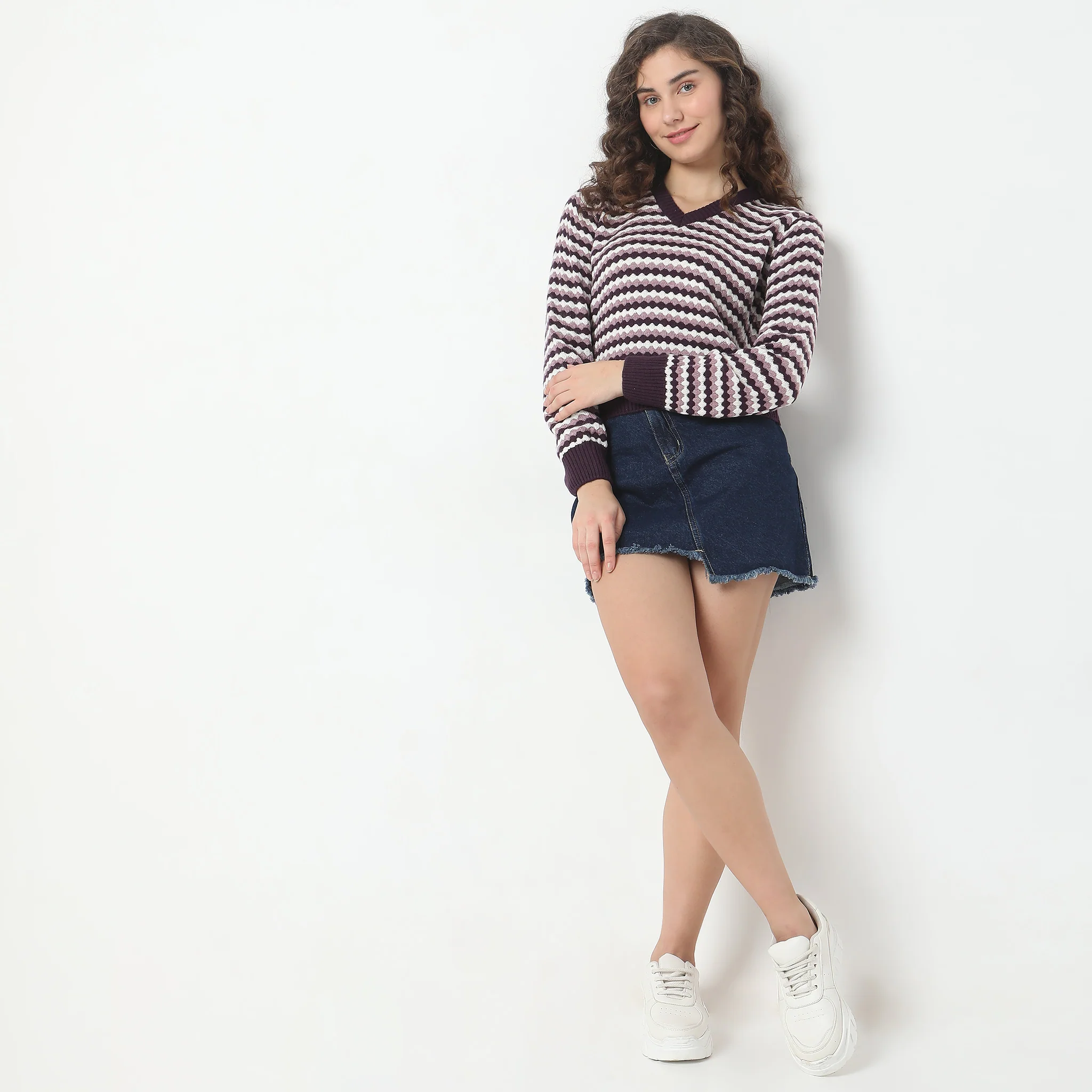 Regular Fit Solid Mid Rise Skirt - Image 6