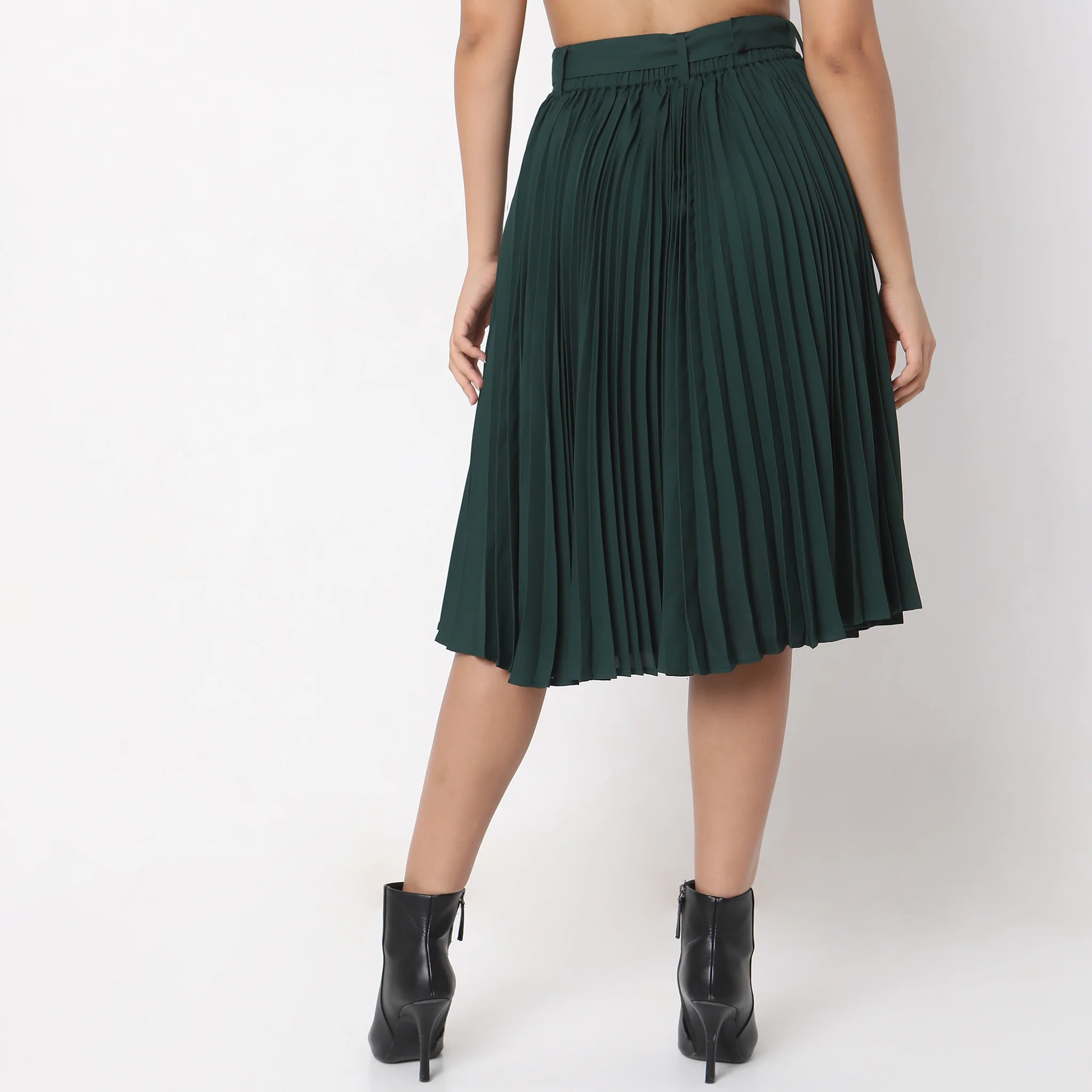 Regular Fit Solid Mid Rise Skirt - Image 8