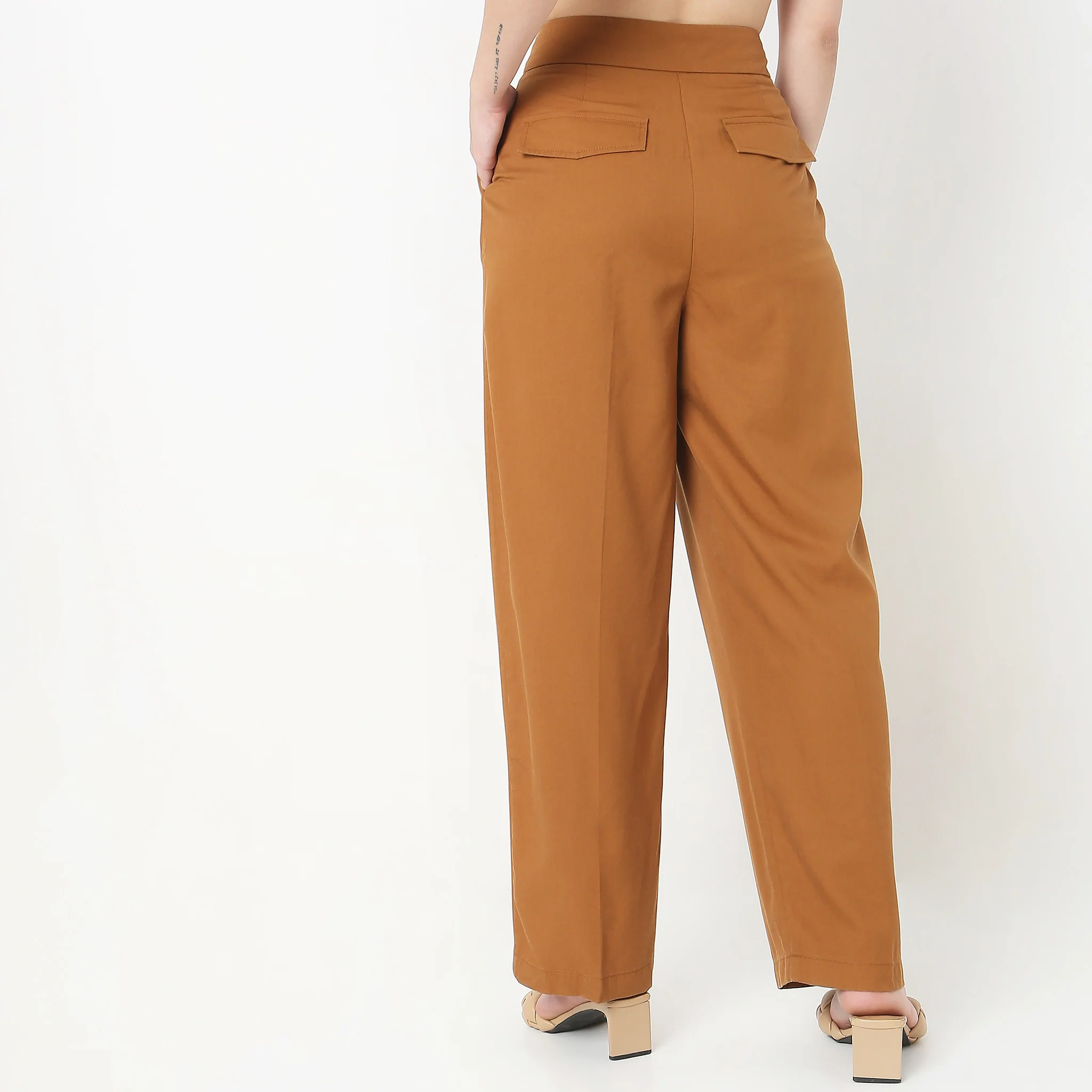 Regular Fit Solid Mid Rise Trousers - Image 3