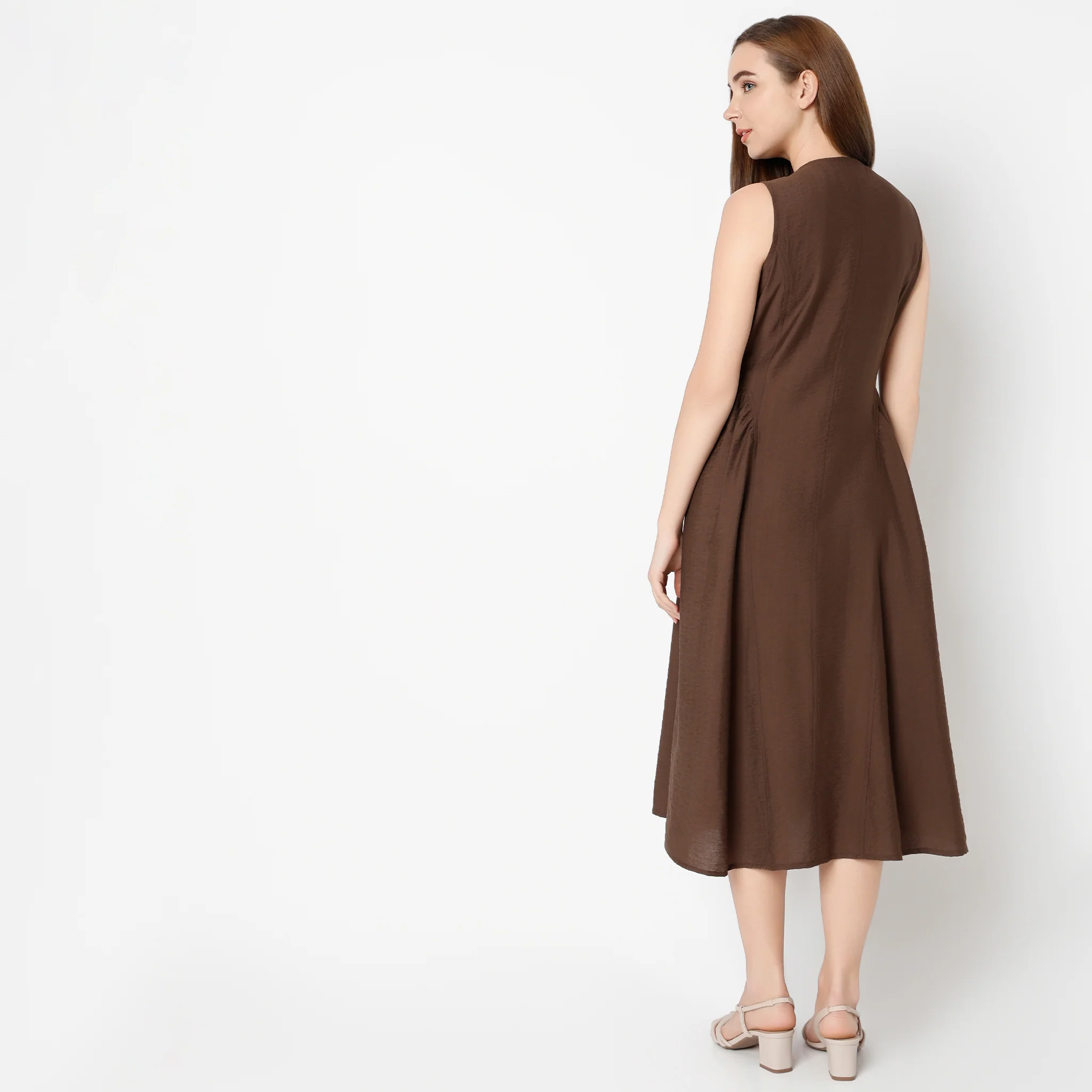 Round Neck Calf Length Sleeveless Solid Dress - Image 3