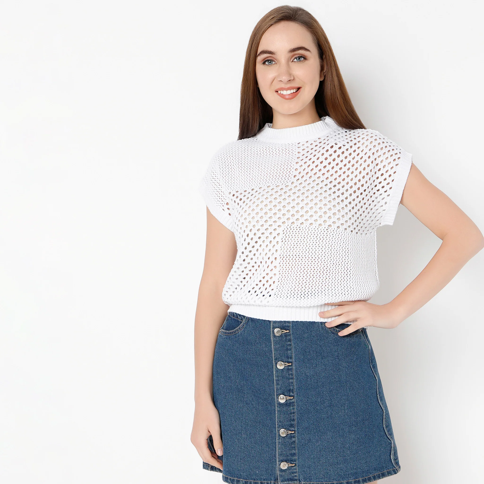 Round Neck Block Knitted Solid Betty T-Shirt - Image 2